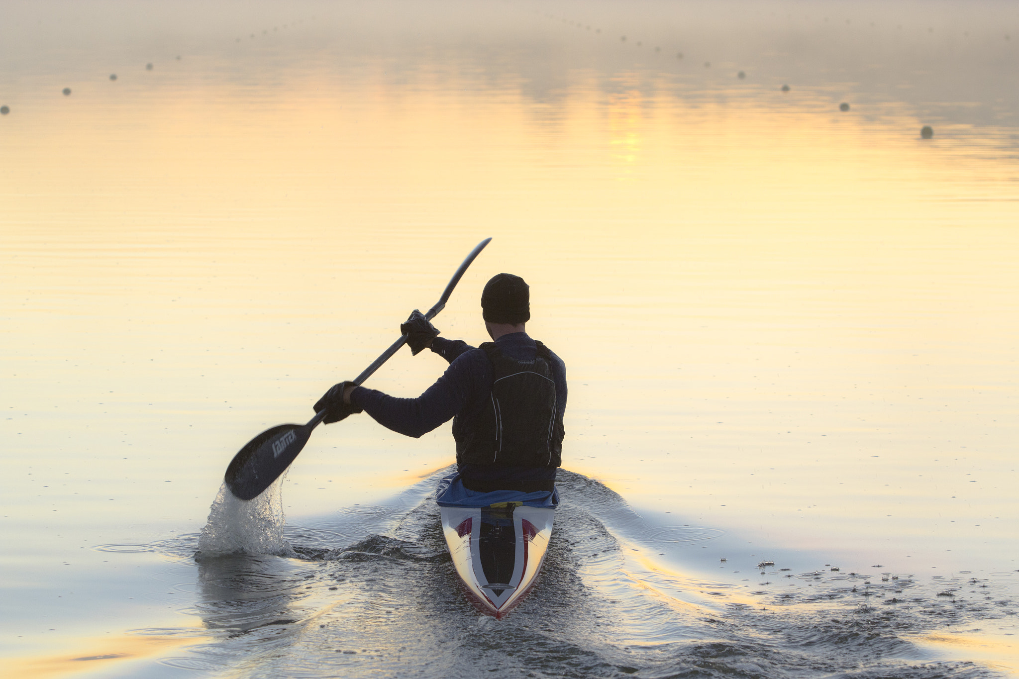 Canon EF 70-200mm F2.8L USM sample photo. Padling in sunrise photography