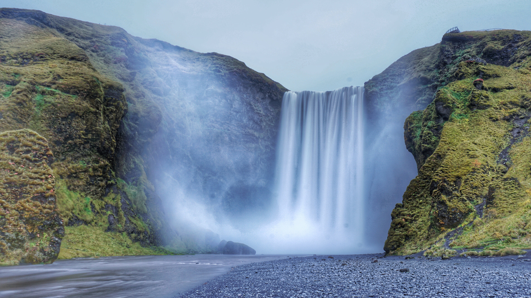 Sony a6300 + Sony E 18-50mm F4-5.6 sample photo. Skogafoss photography