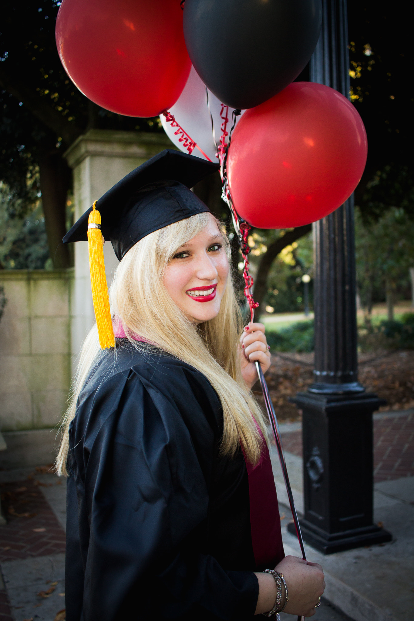 Canon EF-S 24mm F2.8 STM sample photo. Christine photography