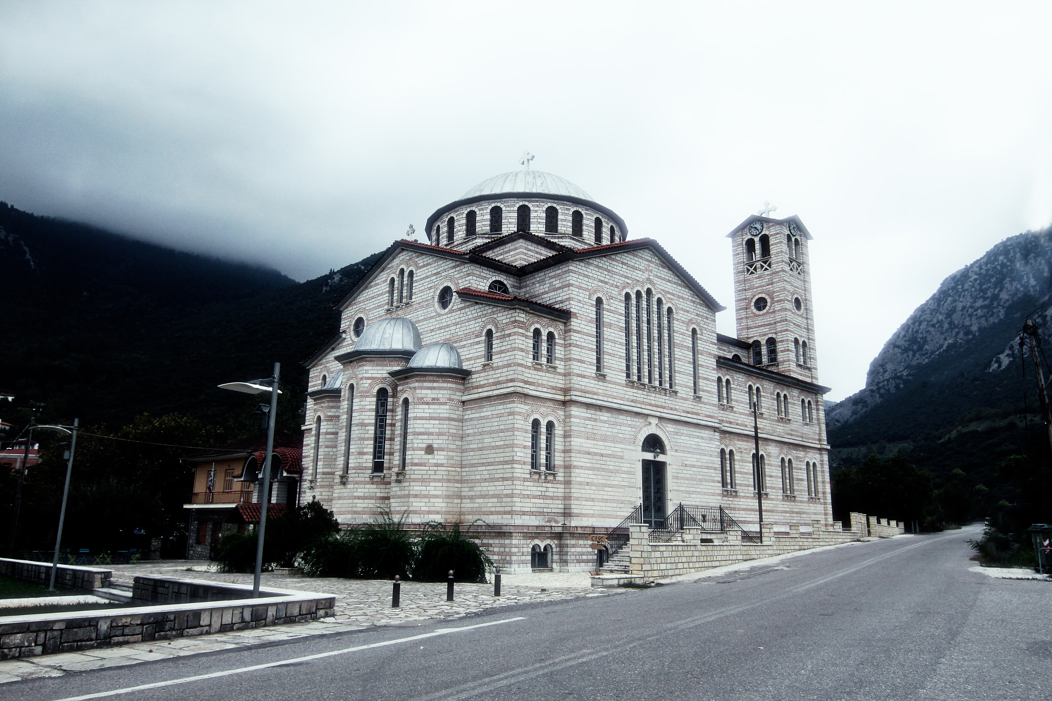 Canon EOS 650D (EOS Rebel T4i / EOS Kiss X6i) sample photo. Mountain chuch st athanasios, gravia photography
