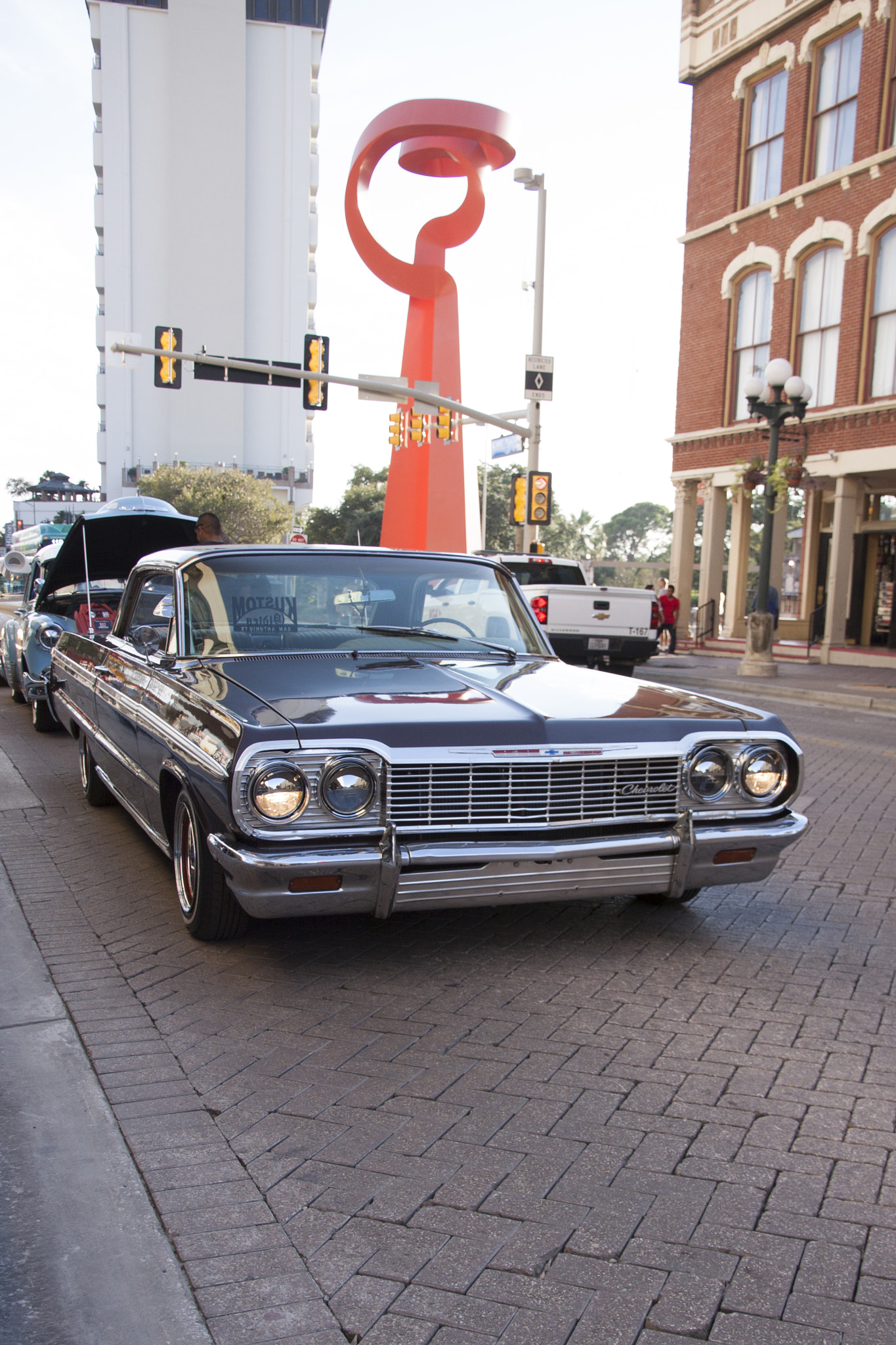 Canon EOS 50D sample photo. Oldie car in san antonio photography