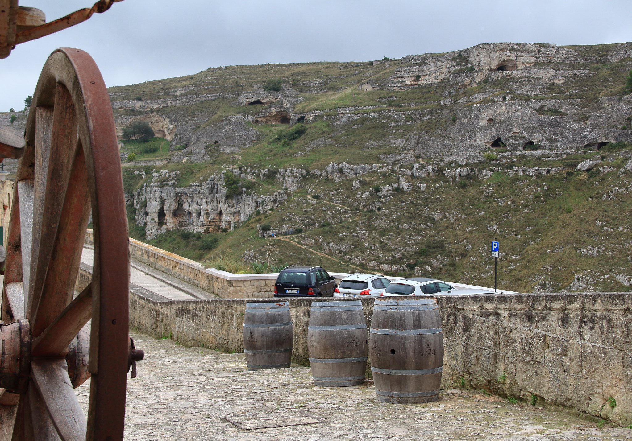 Canon EF-S 18-135mm F3.5-5.6 IS sample photo. Matera photography