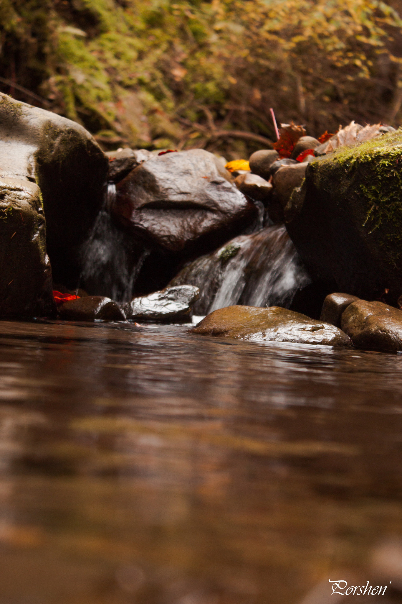Canon EOS 500D (EOS Rebel T1i / EOS Kiss X3) sample photo. Small waterfall photography