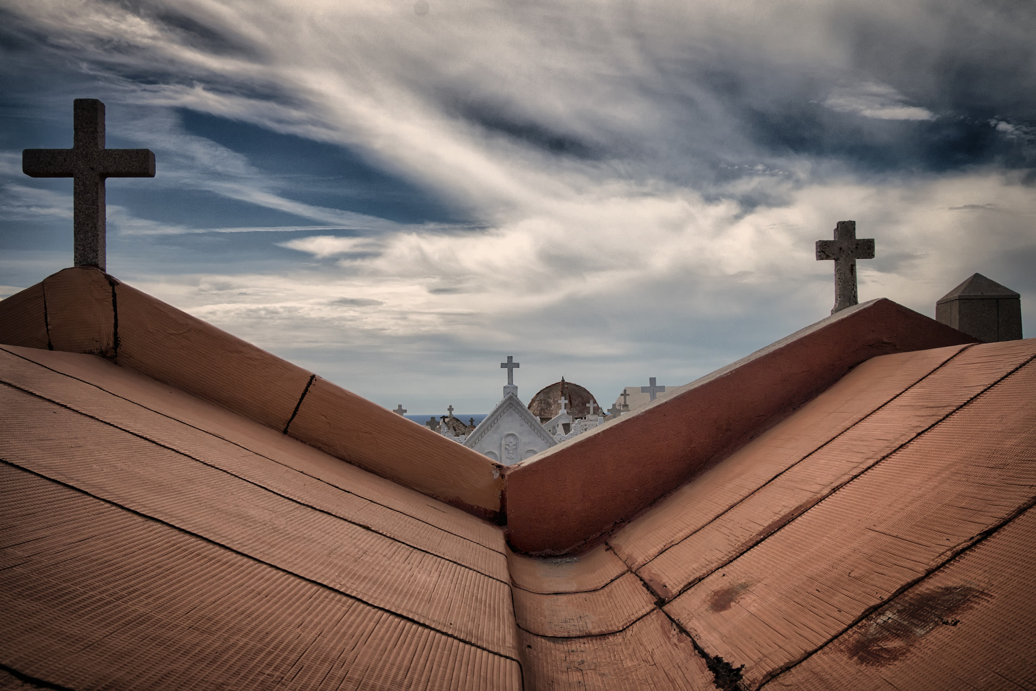 Sigma 24-105mm f/4 DG OS HSM | A sample photo. Cimetière marin de bonifacio photography