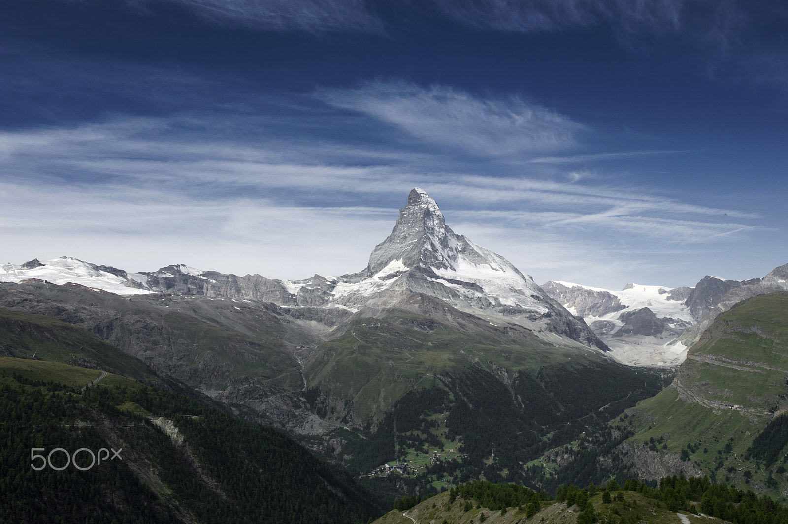 Samsung NX10 sample photo. Matterhorn photography