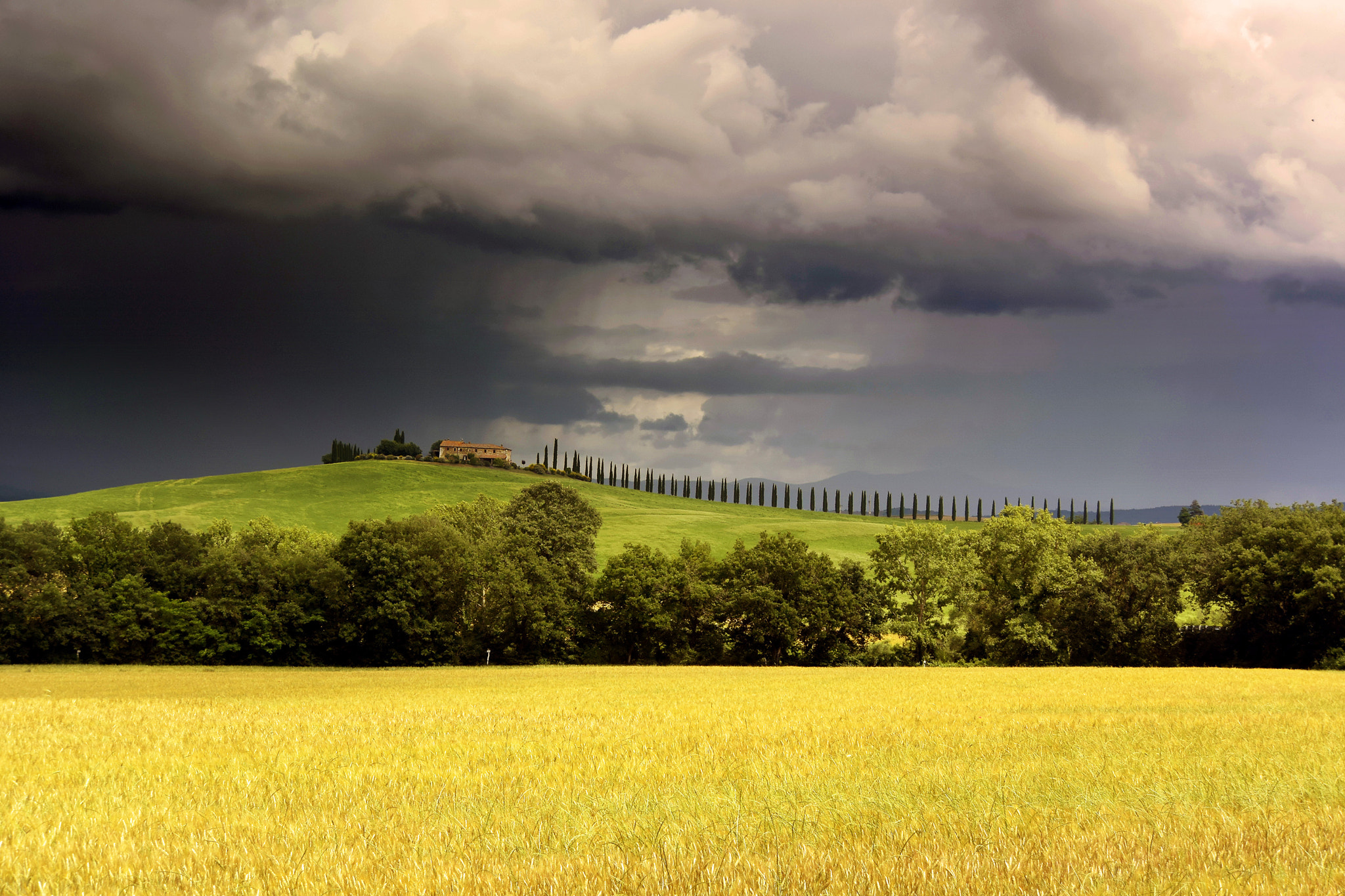 1 NIKKOR VR 10-100mm f/4-5.6 sample photo. Italian soul - val d'orcia, siena photography