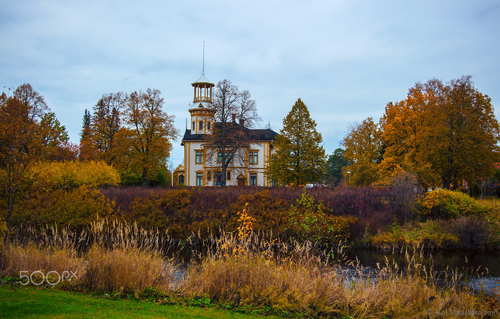 Canon EOS 5D Mark II + Canon EF 28-70mm f/3.5-4.5 sample photo. Autumn atmosphere photography