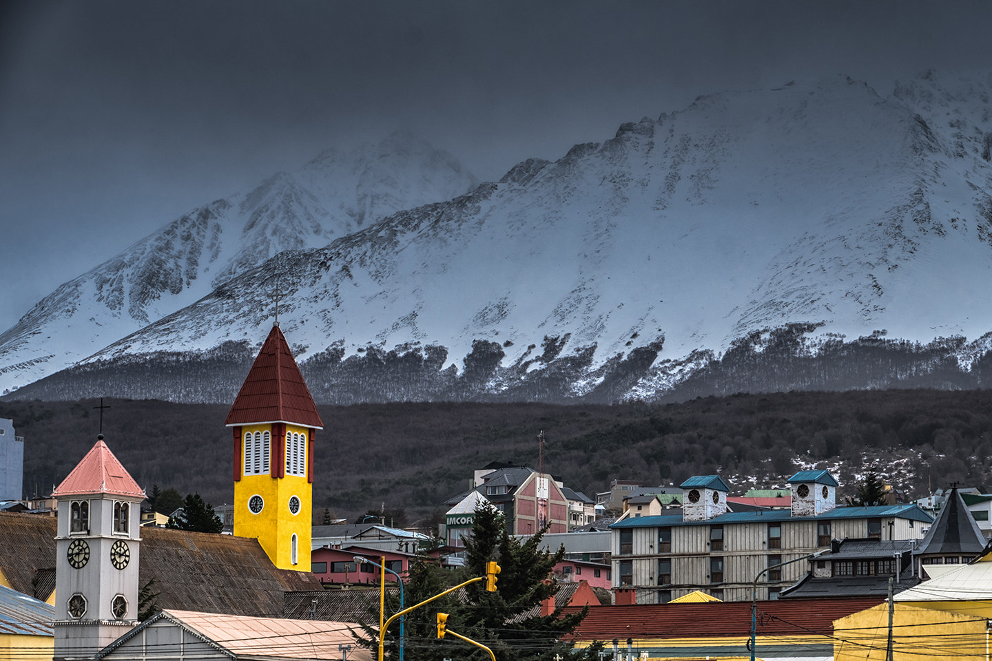 Fujifilm X-Pro2 + Fujifilm XF 18-135mm F3.5-5.6 R LM OIS WR sample photo. Ushuaia photography