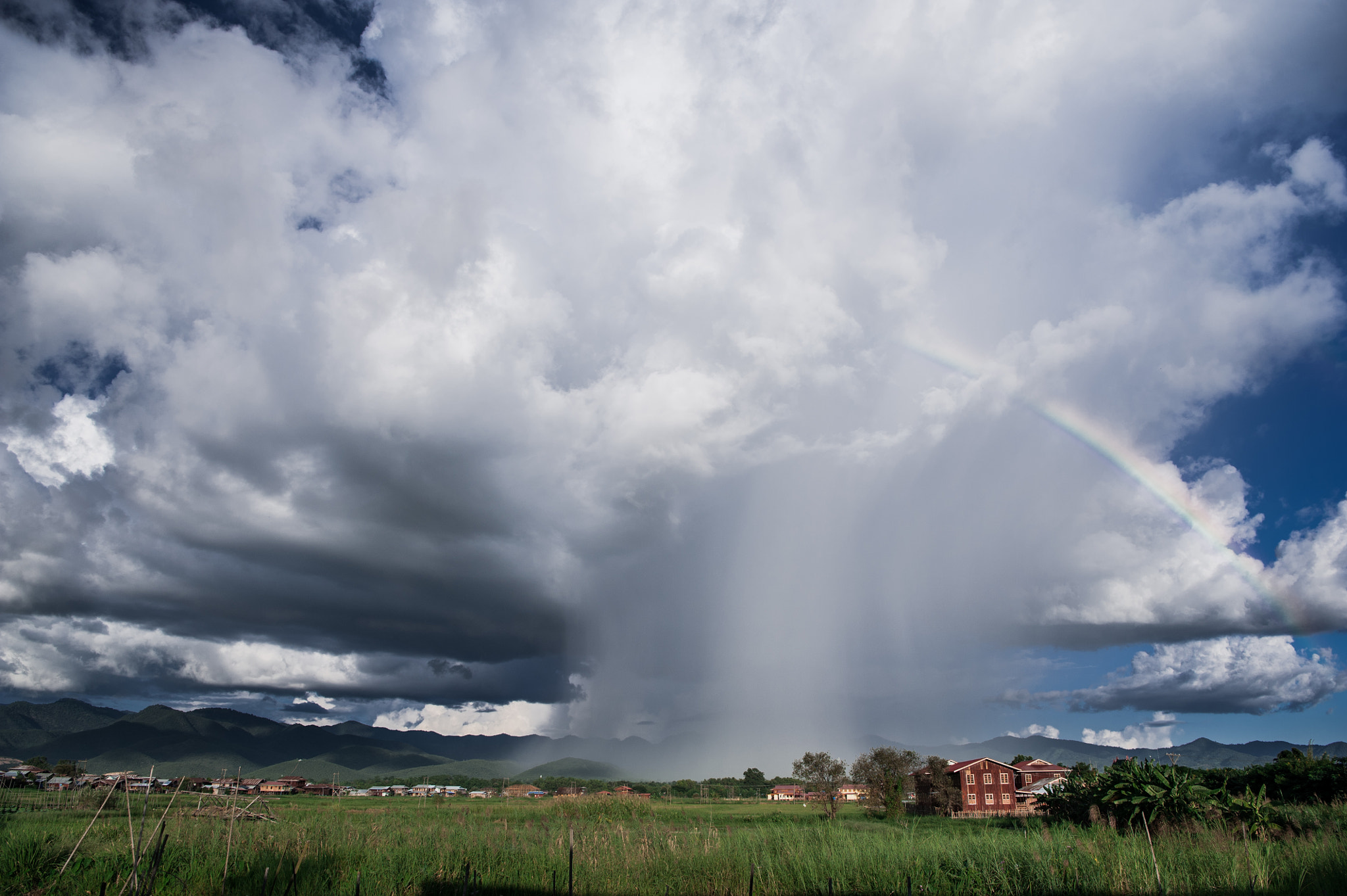 Nikon D700 sample photo. Weather at the inle lake photography