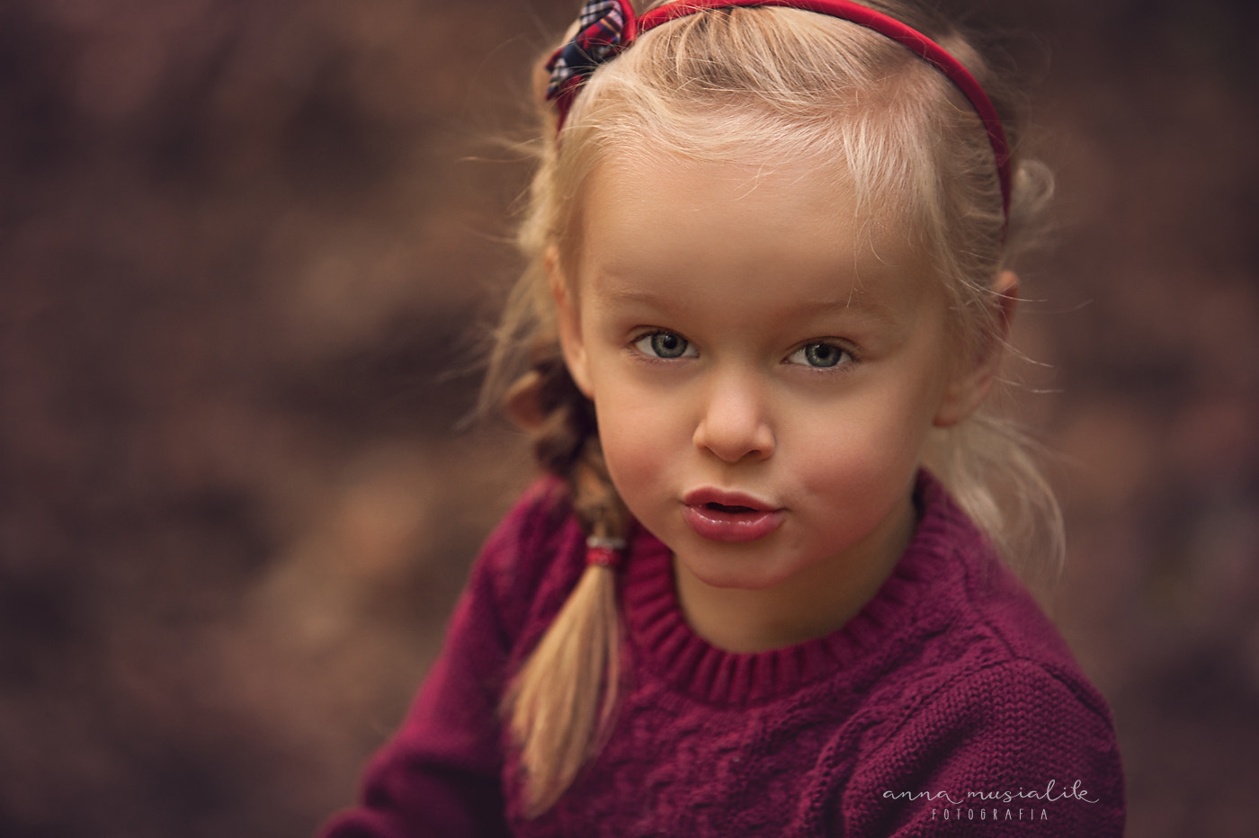 Sigma 70-200mm F2.8 EX DG OS HSM sample photo. My beauty photography