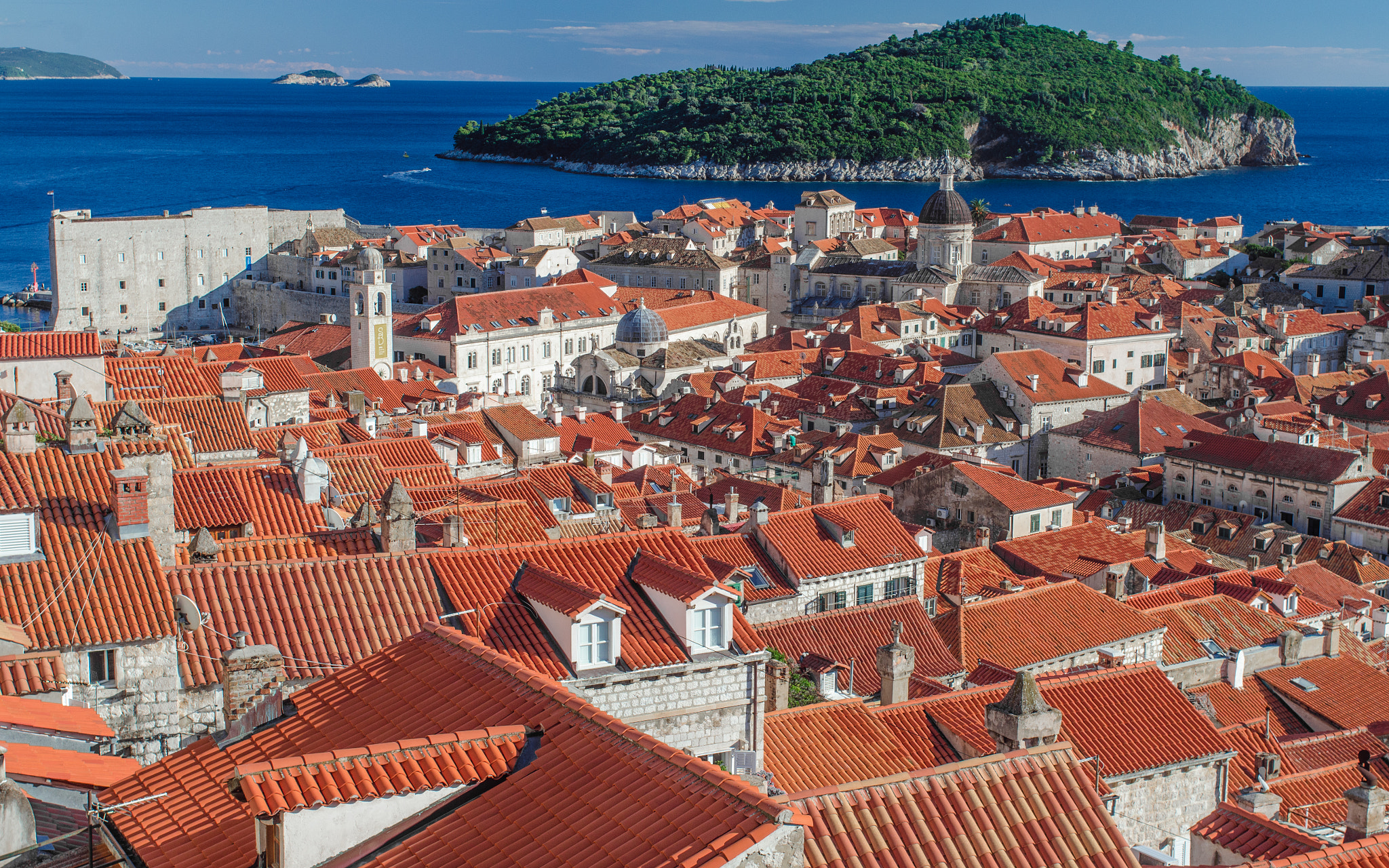 Nikon D7000 + Nikon AF Nikkor 35mm F2D sample photo. Dubrovnik photography