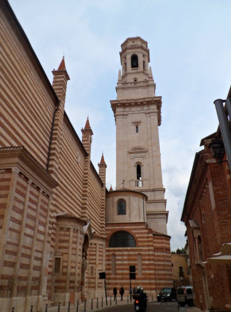 Samsung PL210, PL211 / VLUU PL210, PL211 sample photo. Verona: il duomo. photography