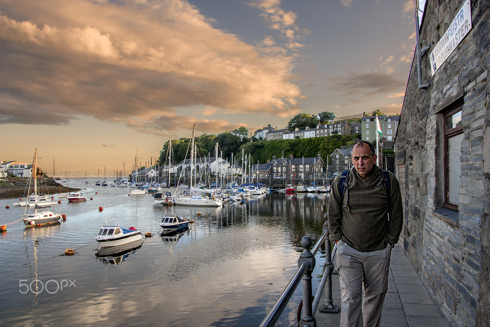 Tamron SP AF 17-50mm F2.8 XR Di II LD Aspherical (IF) sample photo. Late day walk, whales, great britain photography