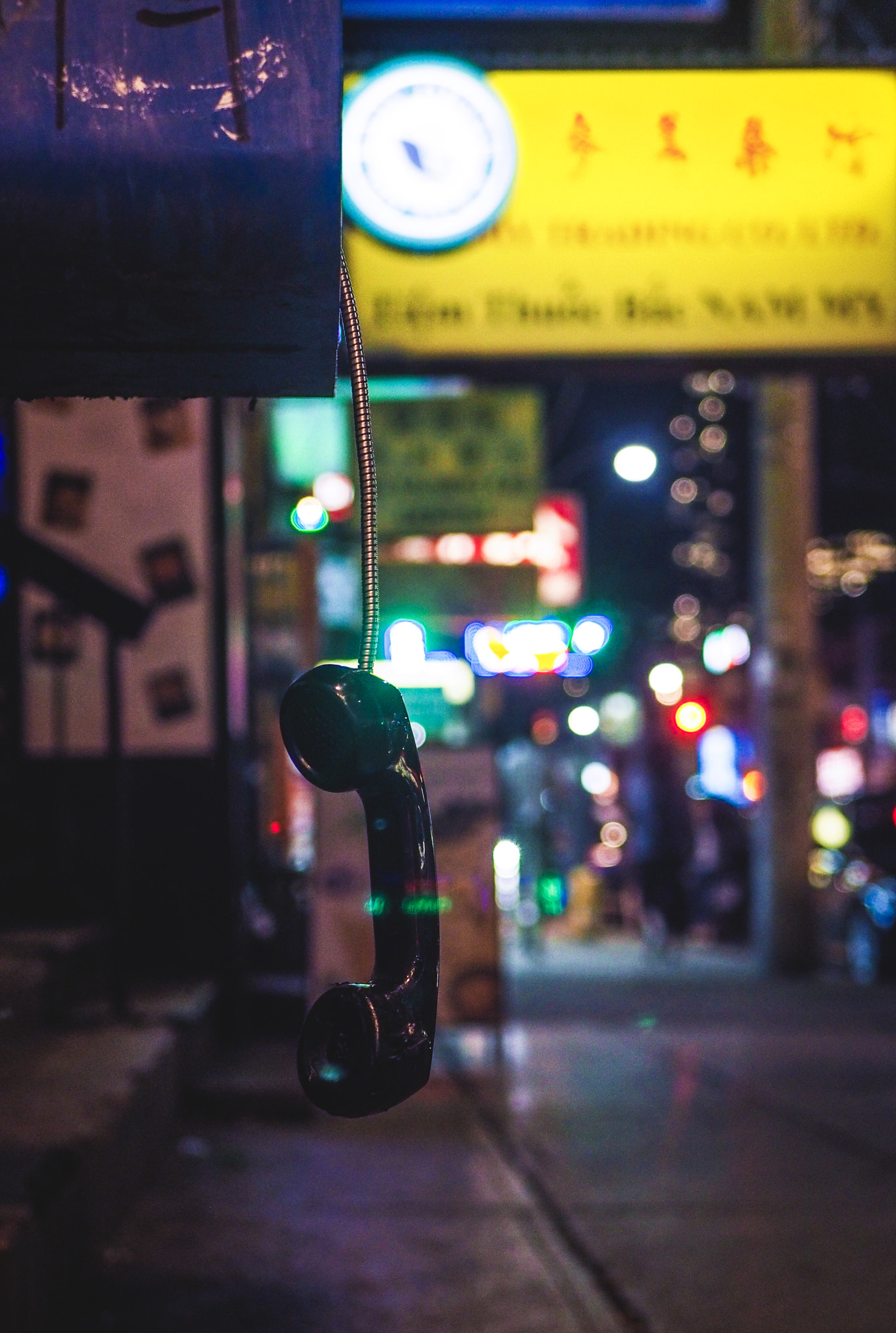 Olympus OM-D E-M10 + LUMIX G 25/F1.7 sample photo. So many things left unsaid photography