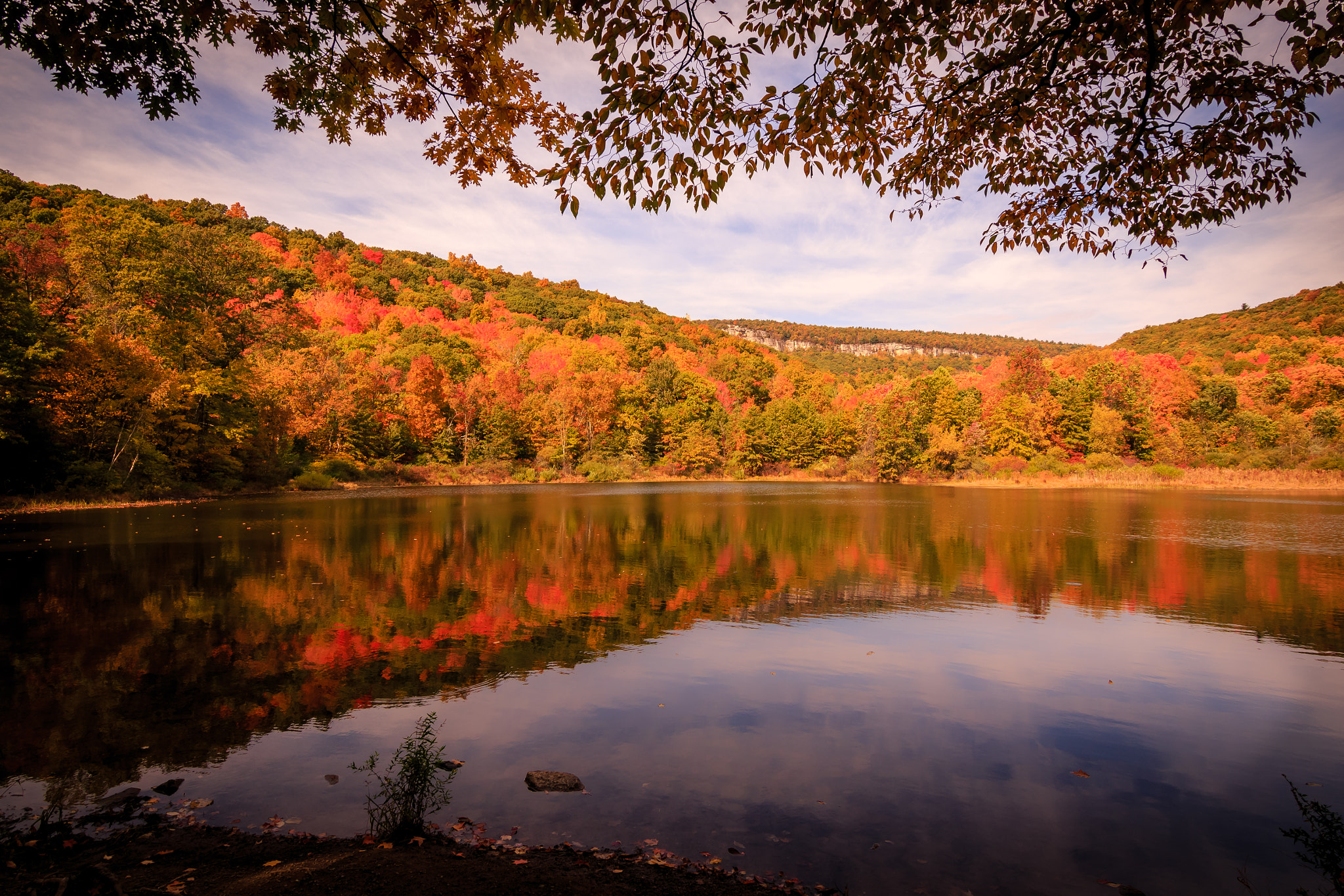 Canon EOS 700D (EOS Rebel T5i / EOS Kiss X7i) sample photo. Autumn lake photography