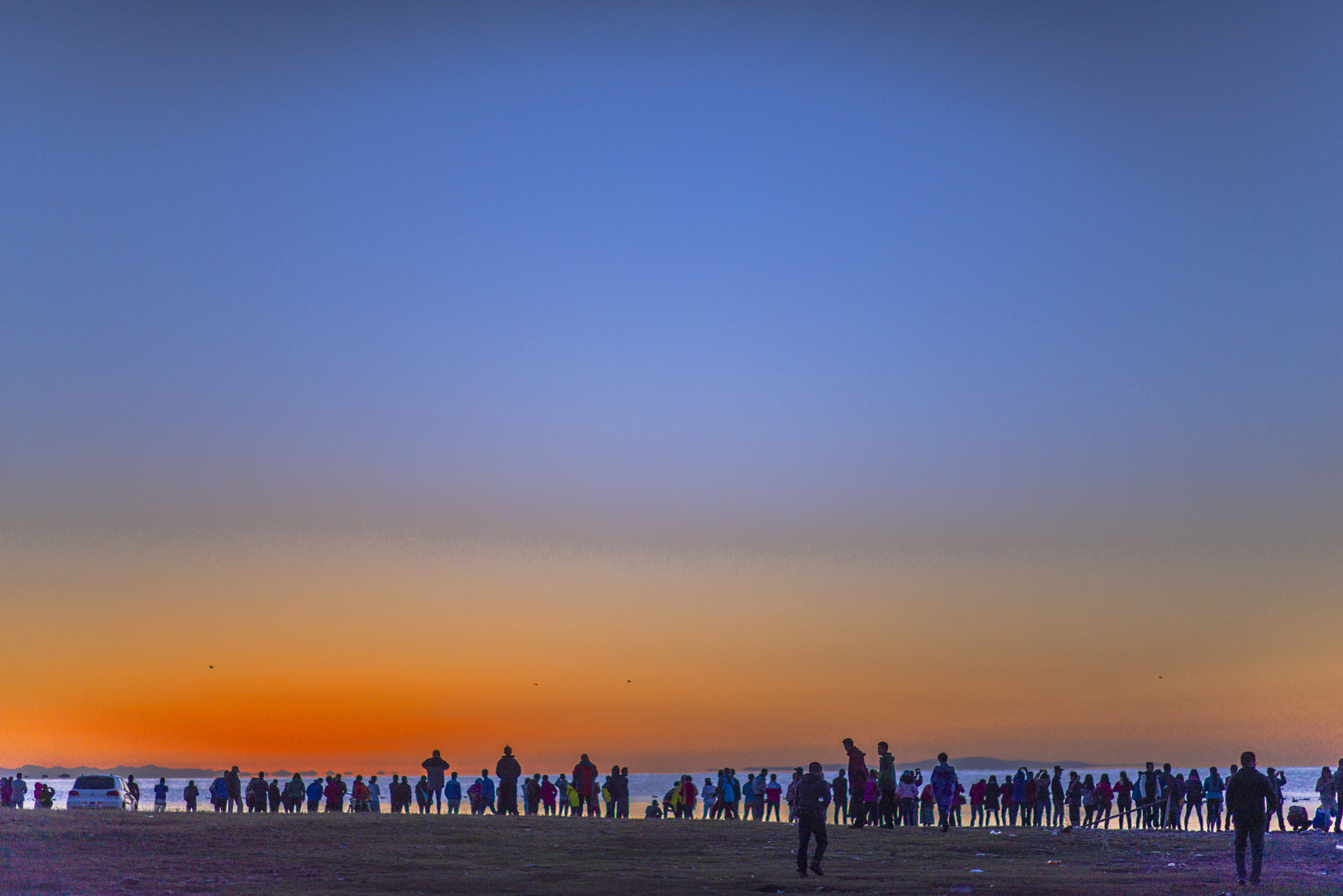Nikon D800E + Sigma 85mm F1.4 EX DG HSM sample photo. These people are waiting for the sunrise from the qinghai lake in the west china. photography