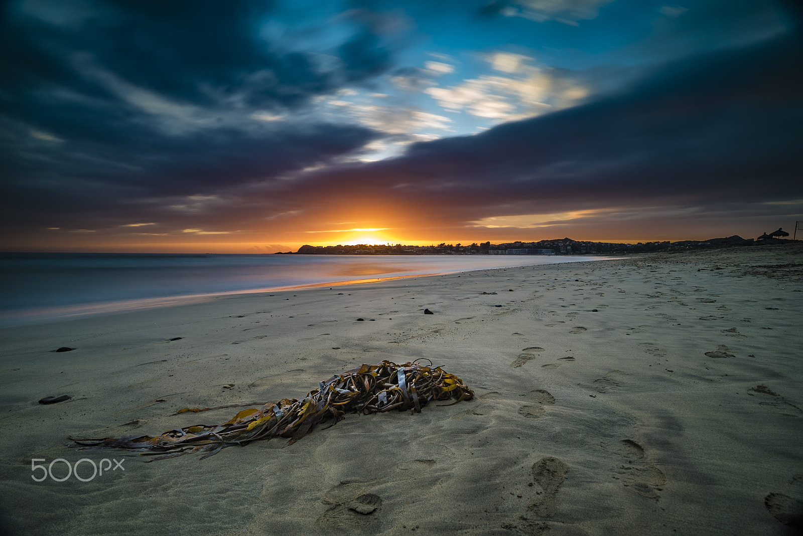 Sony a7S + Sony Vario-Tessar T* FE 16-35mm F4 ZA OSS sample photo. Perfect day ending photography