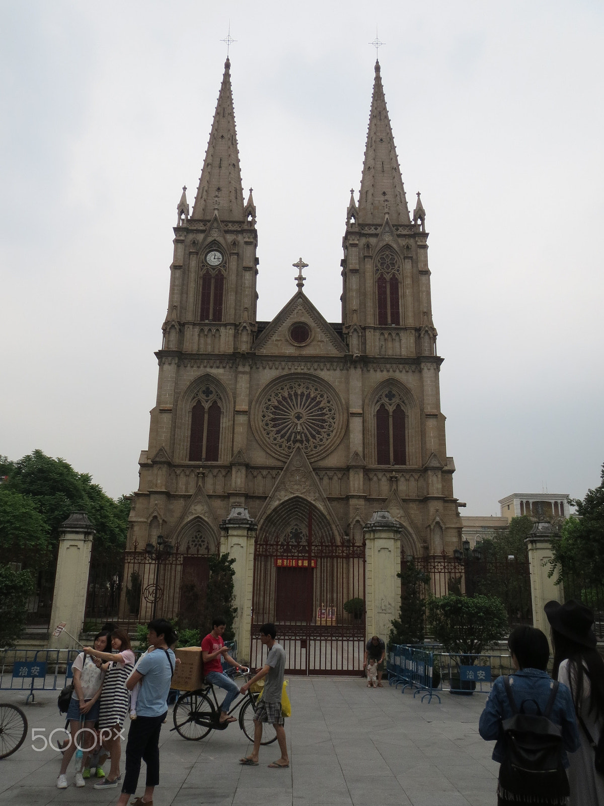 Canon PowerShot ELPH 530 HS (IXUS 510 HS / IXY 1) sample photo. Sacred heart cathedral photography
