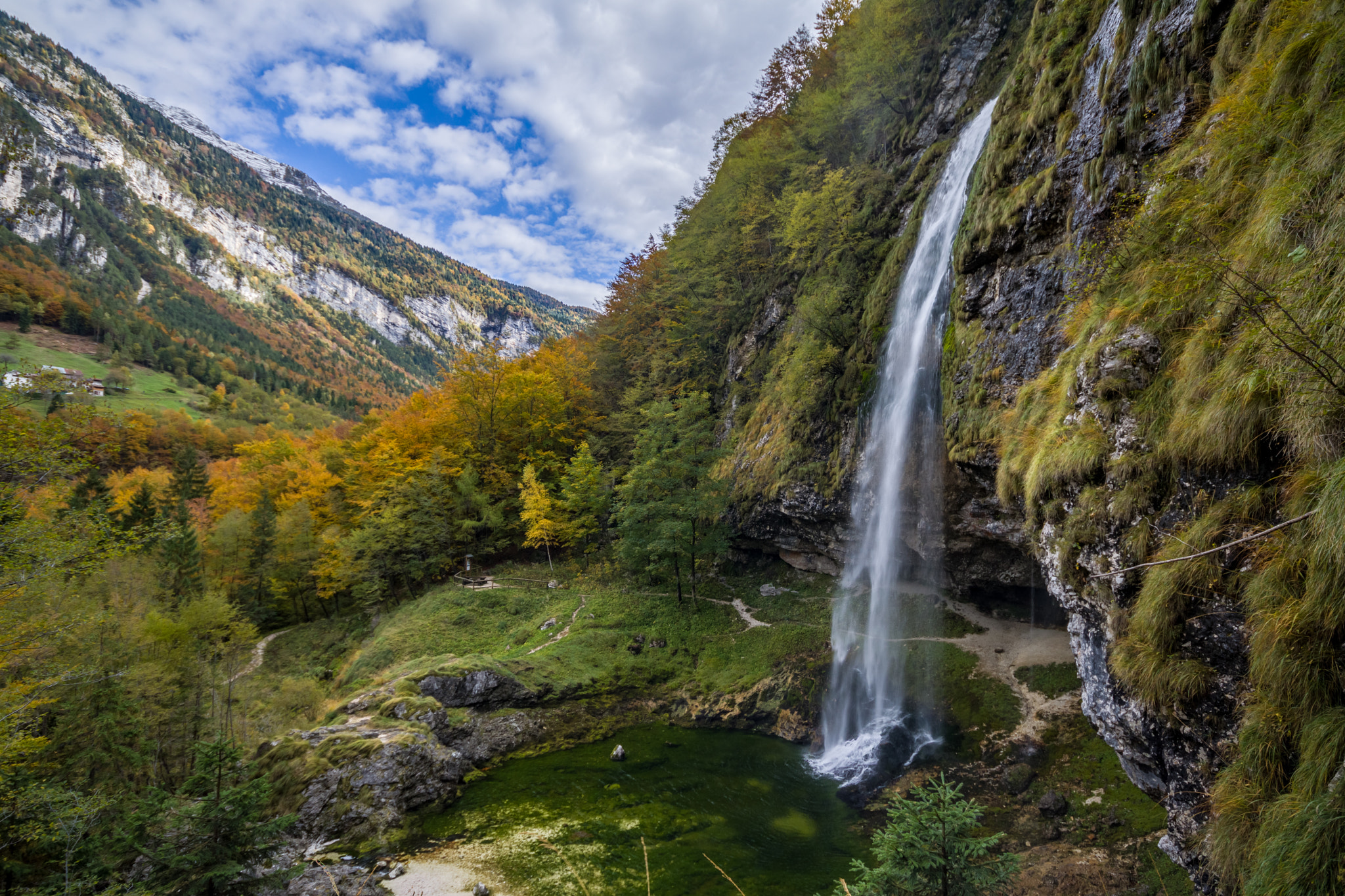 Canon EOS 760D (EOS Rebel T6s / EOS 8000D) + Sigma 10-20mm F4-5.6 EX DC HSM sample photo. Fontanone di goriuda 1 photography