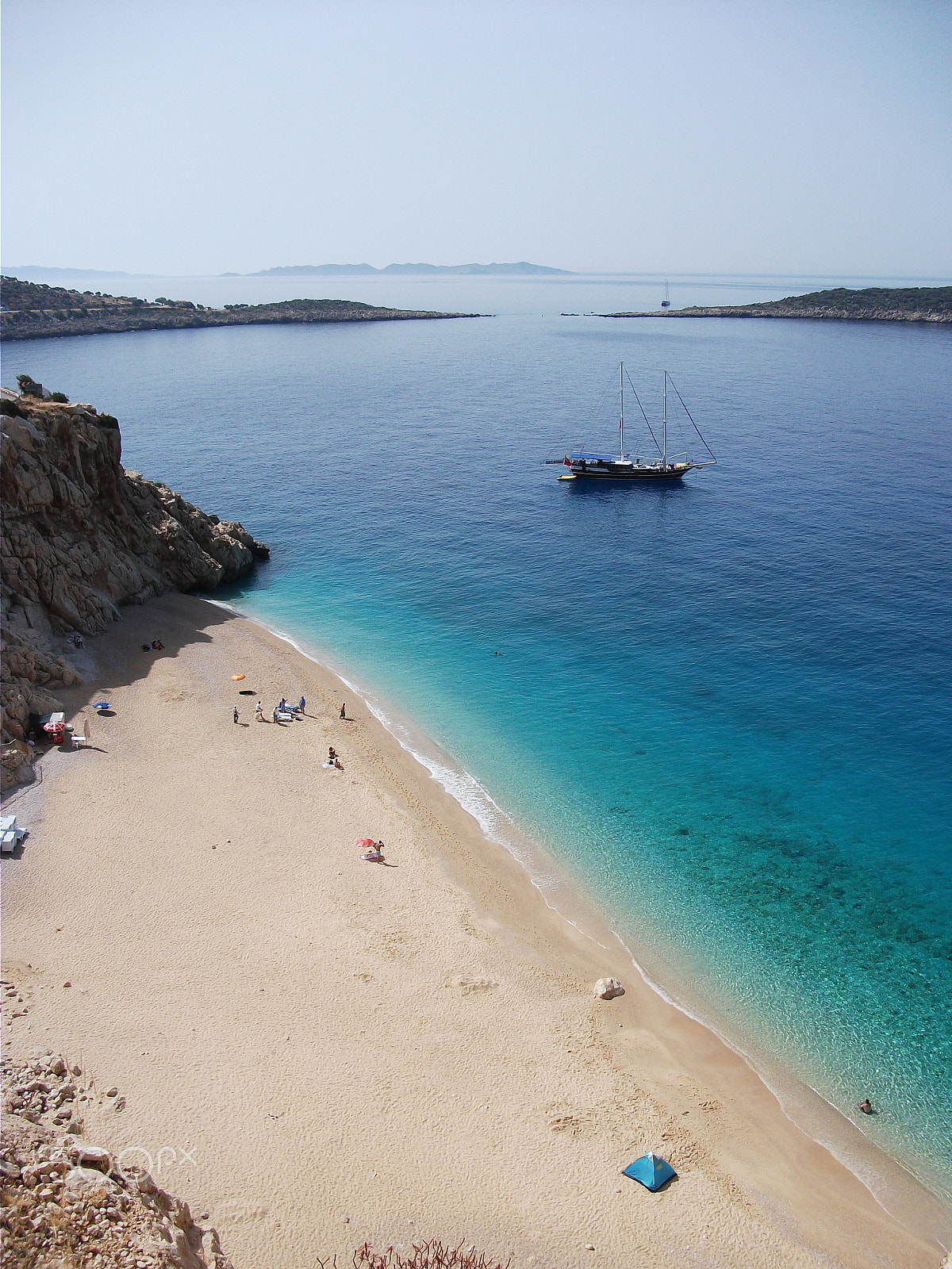 Fujifilm FinePix AV100 sample photo. Beach and sea photography