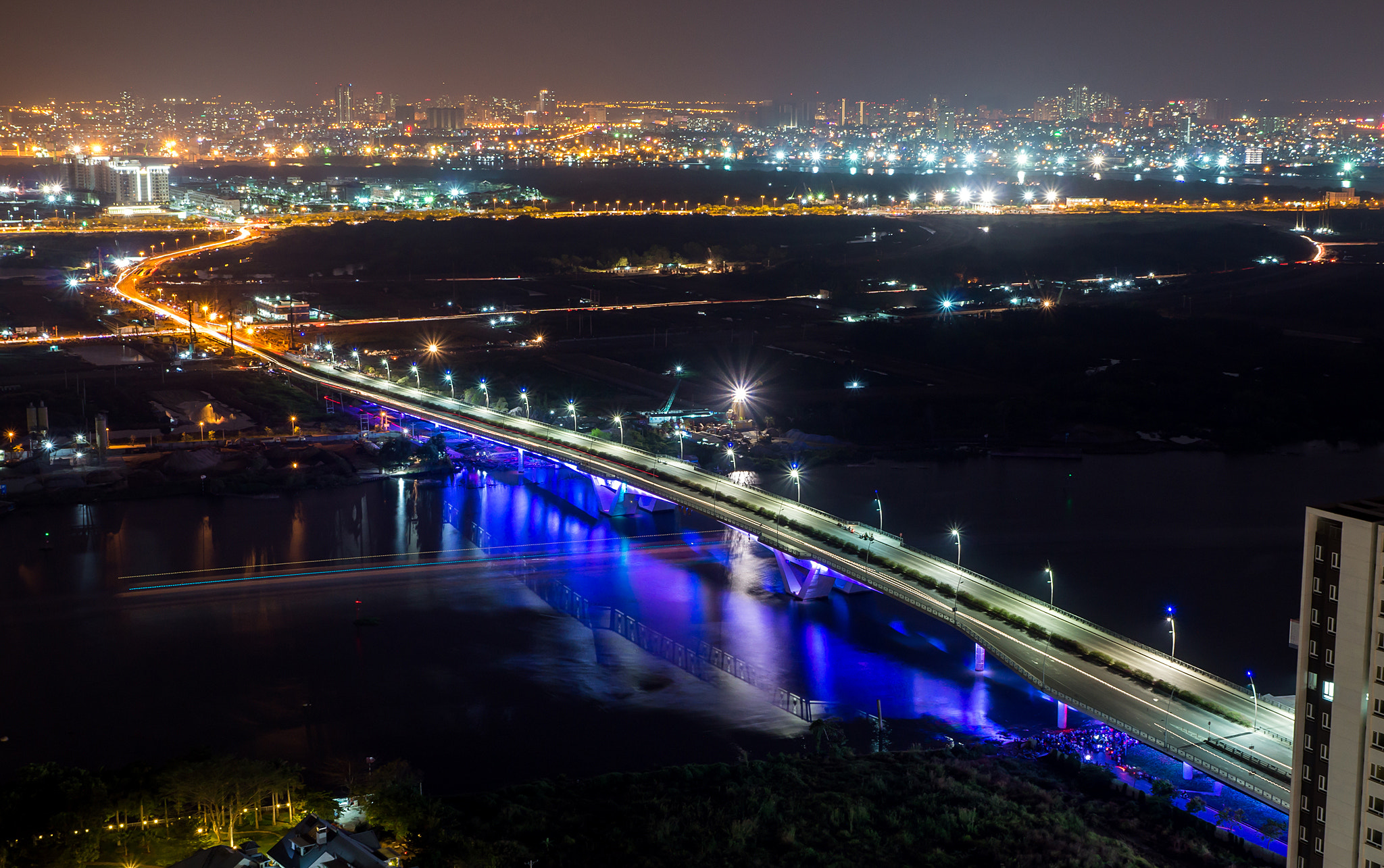 Sony SLT-A57 sample photo. Tet binh than () photography