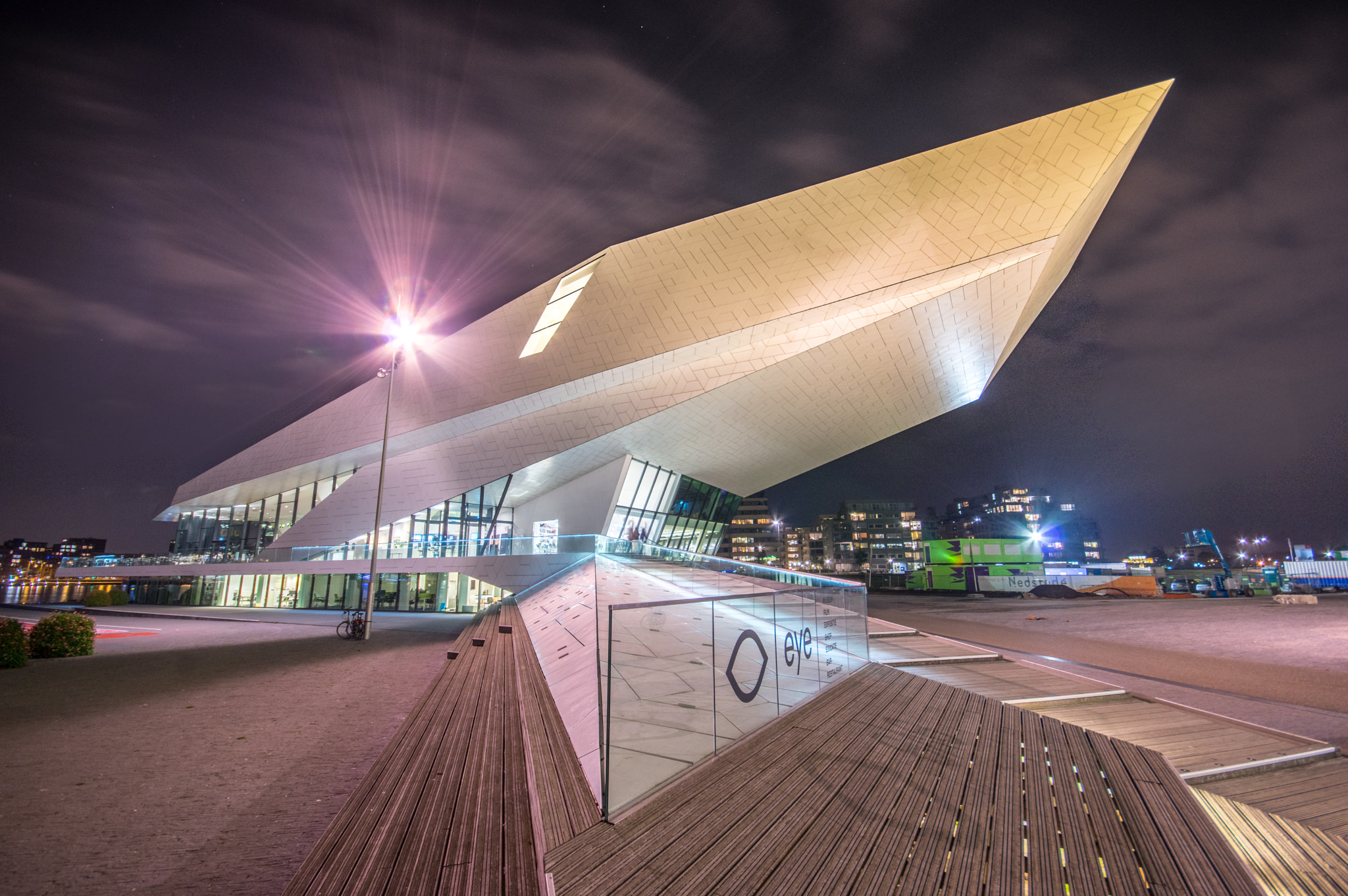 Sigma AF 10-20mm F4-5.6 EX DC sample photo. The eye photography