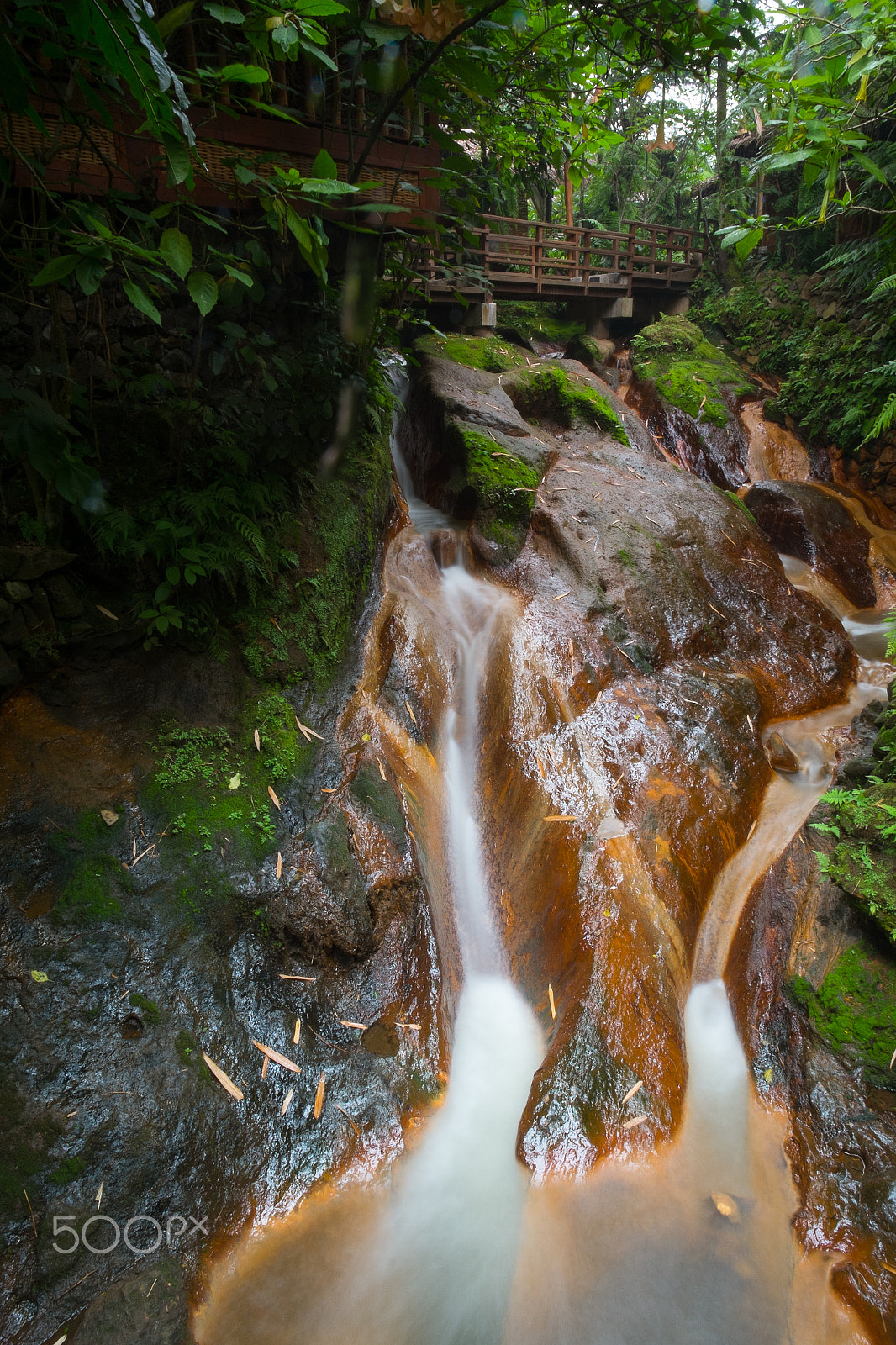Fujifilm X-E1 + Fujifilm XF 14mm F2.8 R sample photo. Waterfall photography
