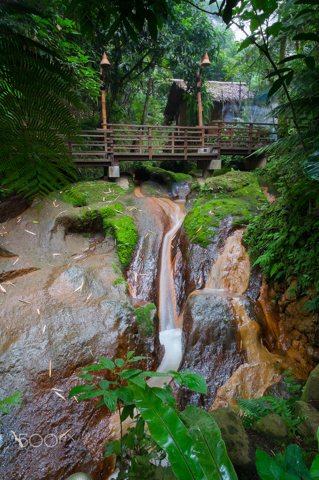 Fujifilm X-E1 + Fujifilm XF 14mm F2.8 R sample photo. Mini waterfall photography