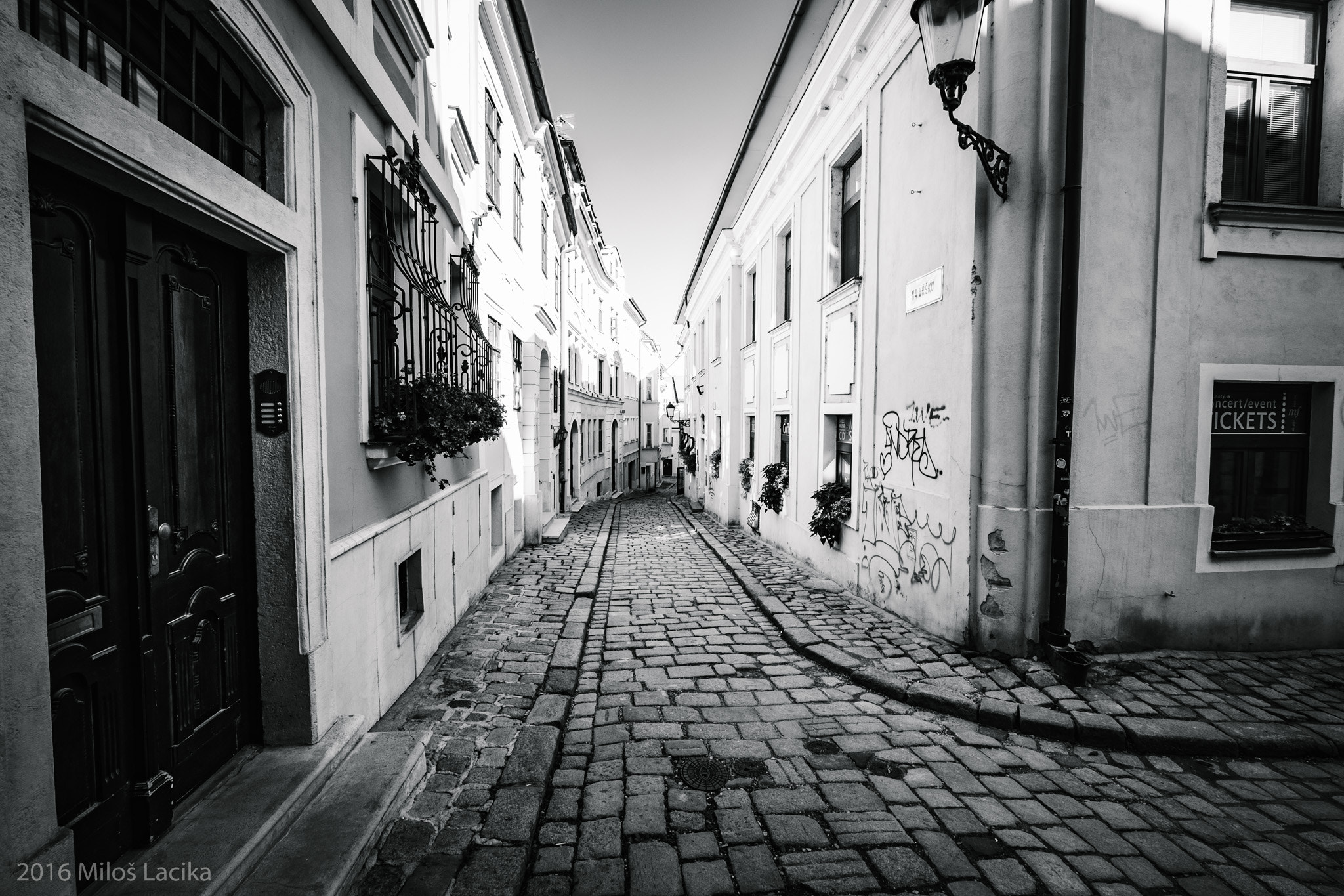 Fujifilm XF 10-24mm F4 R OIS sample photo. Bratislava old town photography