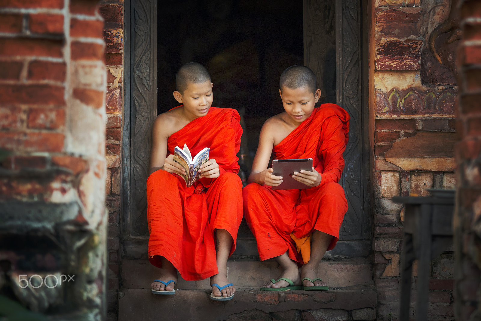 Sigma 70-200mm F2.8 EX DG OS HSM sample photo. Two buddhist novice are learning a knowlegd in temple . photography