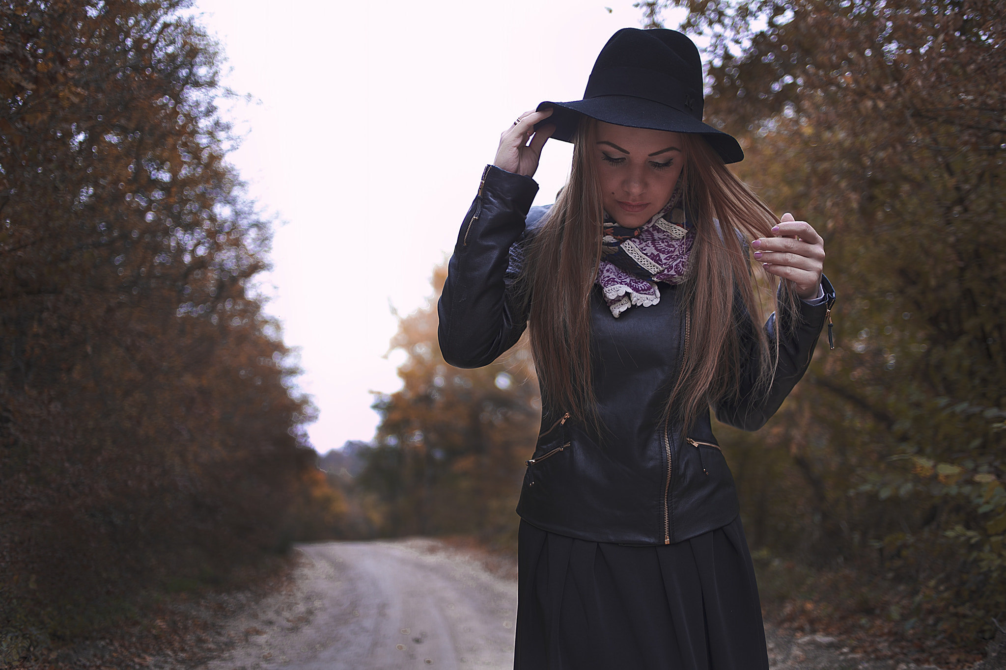 Canon EOS 5D Mark II + Canon EF 35mm F2 sample photo. Фото в лесу Краснодарский край рос.Школьный Крымского района "немецкая дорога" photography