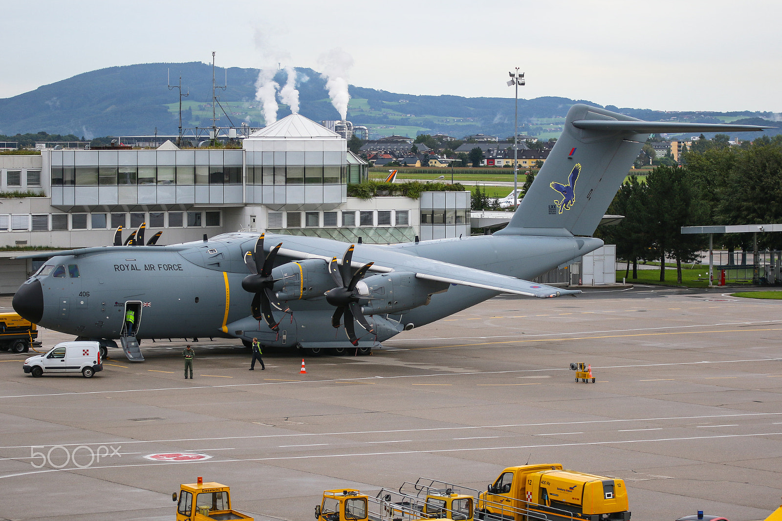 Sigma 70-200mm F2.8 EX DG OS HSM sample photo. Airbus a400 m - salzburg airport photography
