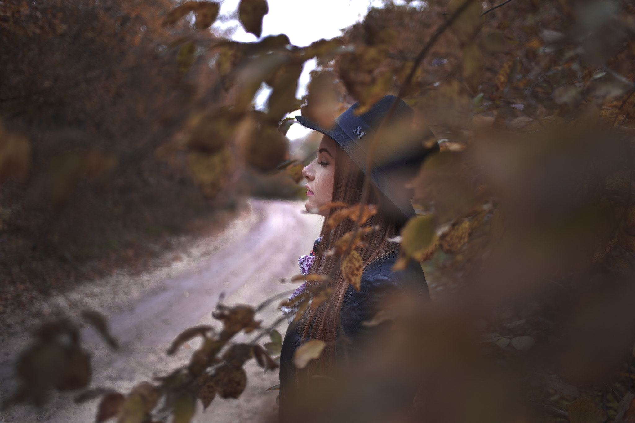 Canon EOS 5D Mark II + Canon EF 35mm F2 sample photo. Фото в лесу Краснодарский край рос.Школьный Крымского района "немецкая дорога" photography