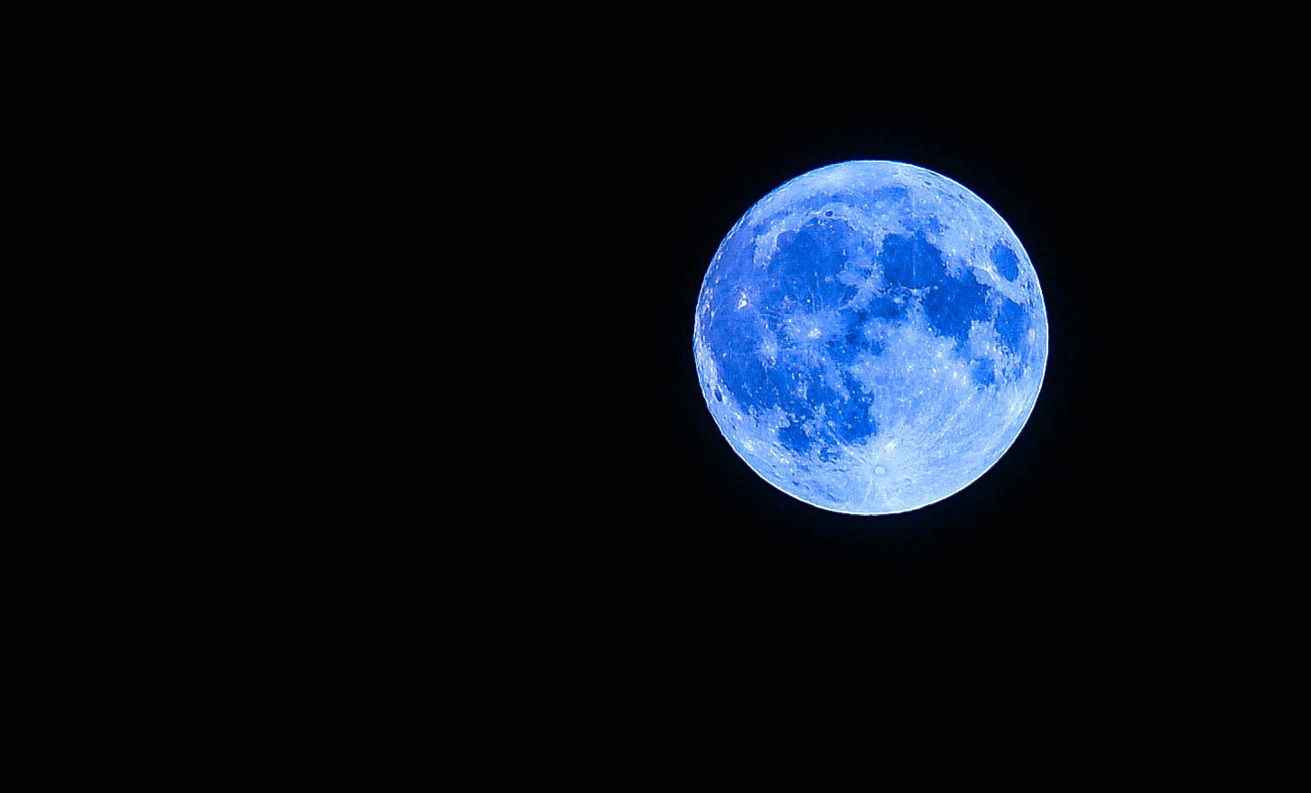 Nikon Nikkor AF-S 300mm F4E PF ED VR sample photo. Ticket to the moon photography