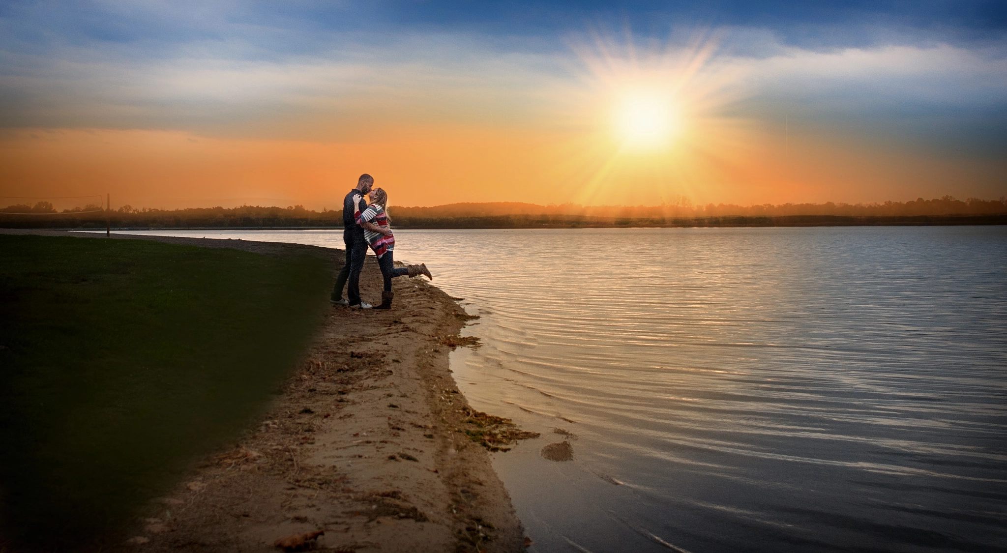 Nikon D3 + Nikon AF Nikkor 24mm F2.8D sample photo. One of laura & michael engagement photo photography