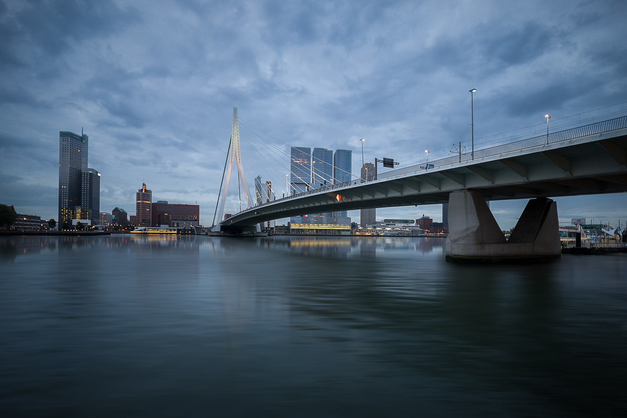 Canon EF 16-35mm F4L IS USM sample photo. Erasmus bridge rotterdam photography