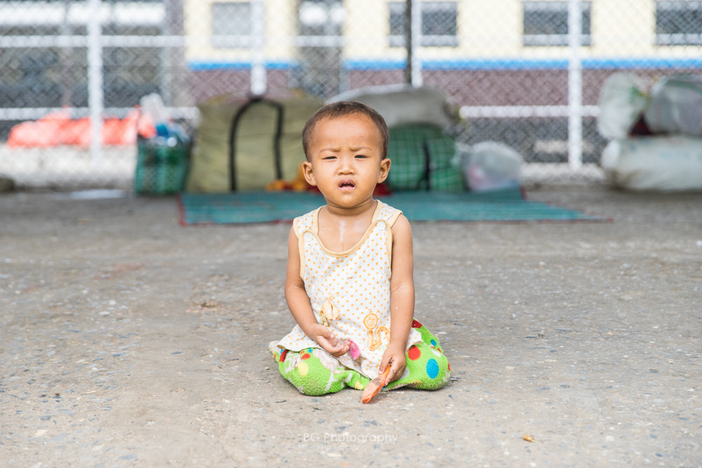 Sony a7 II + Canon EF 85mm F1.2L II USM sample photo. Railway station snapshot. photography