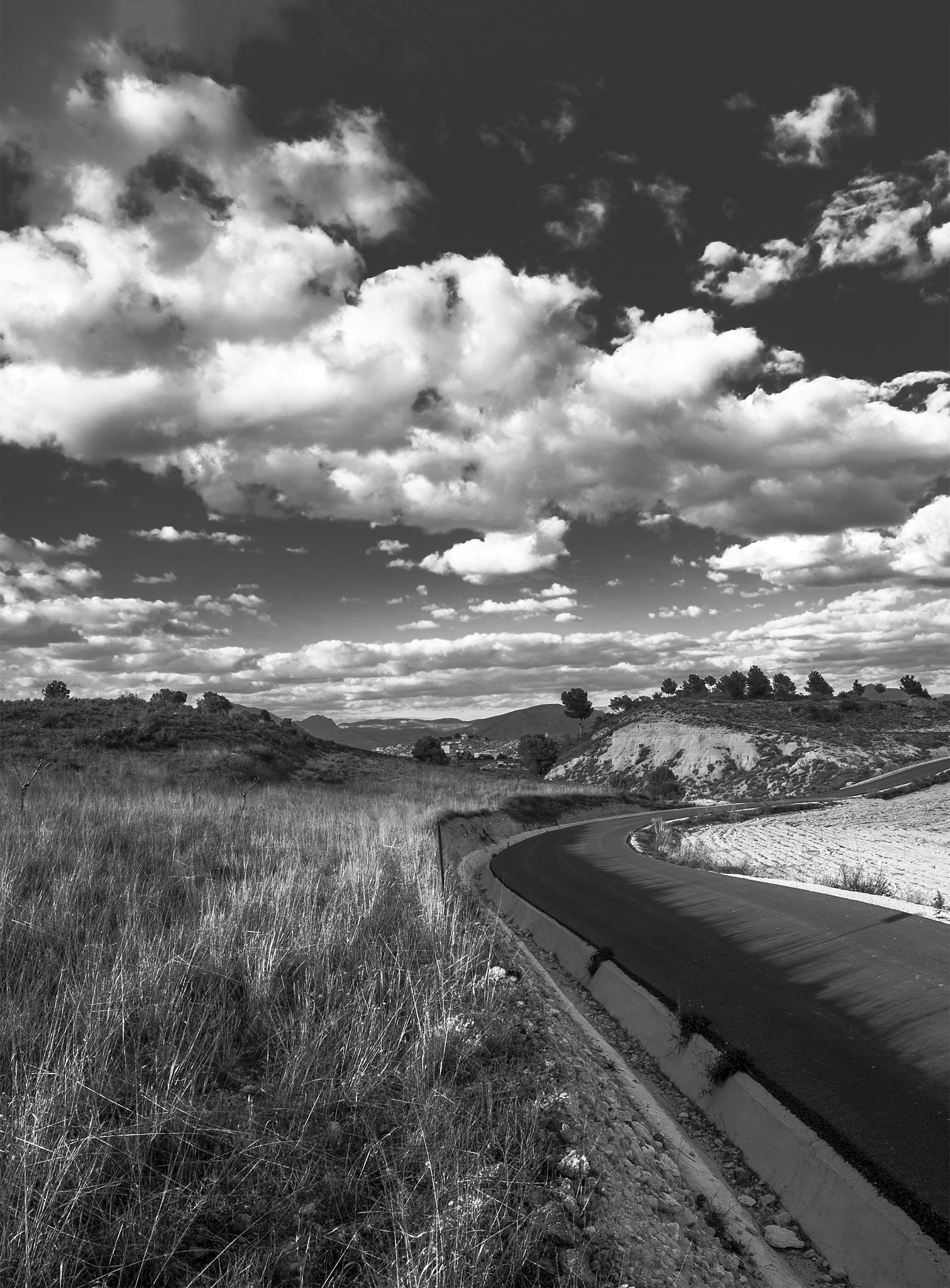 Leica Digilux 3 sample photo. 24 de octubre - paisaje con nubes photography