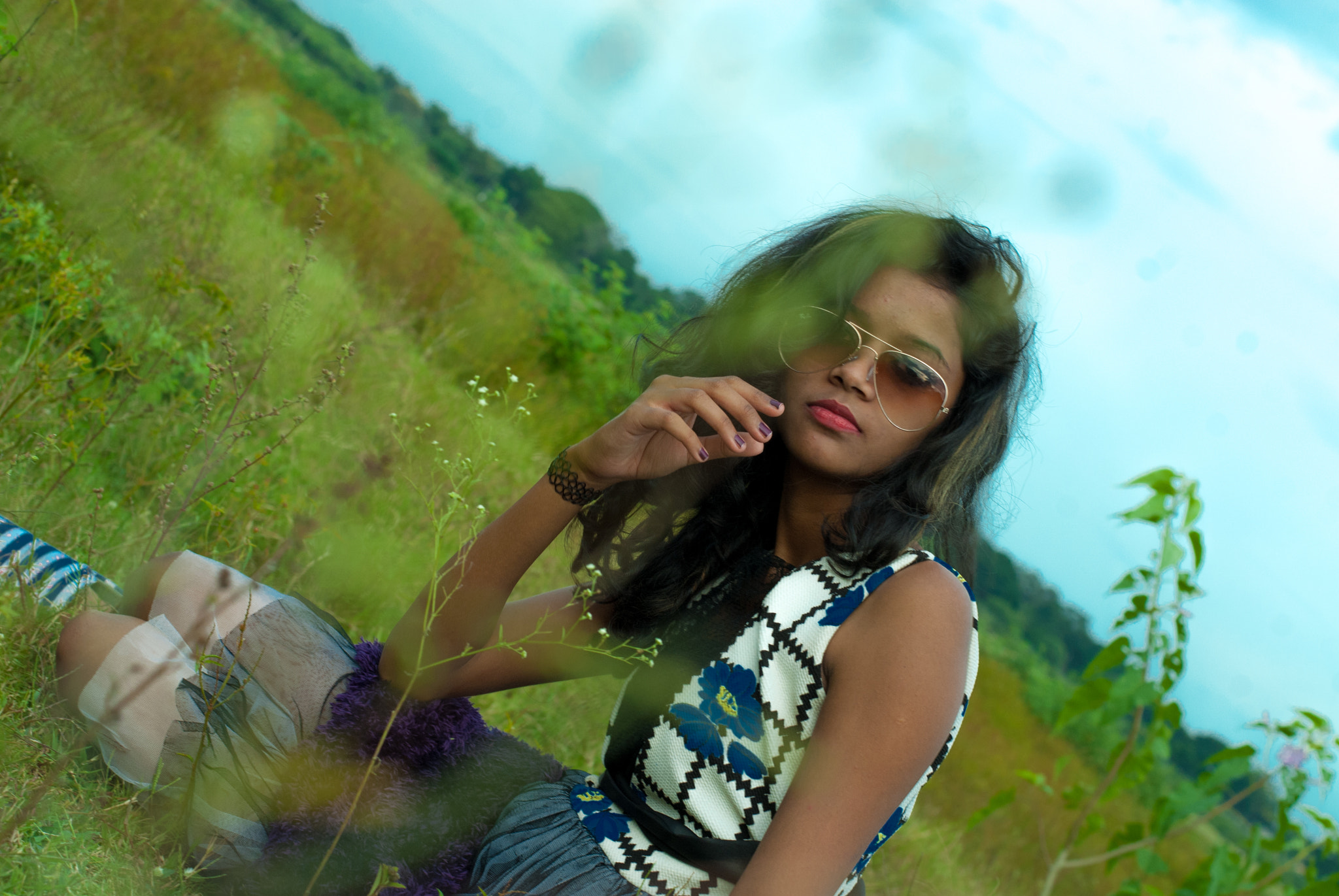 Nikon D200 + Nikon AF-S Nikkor 50mm F1.8G sample photo. I am classy, i just wanted a spect photography