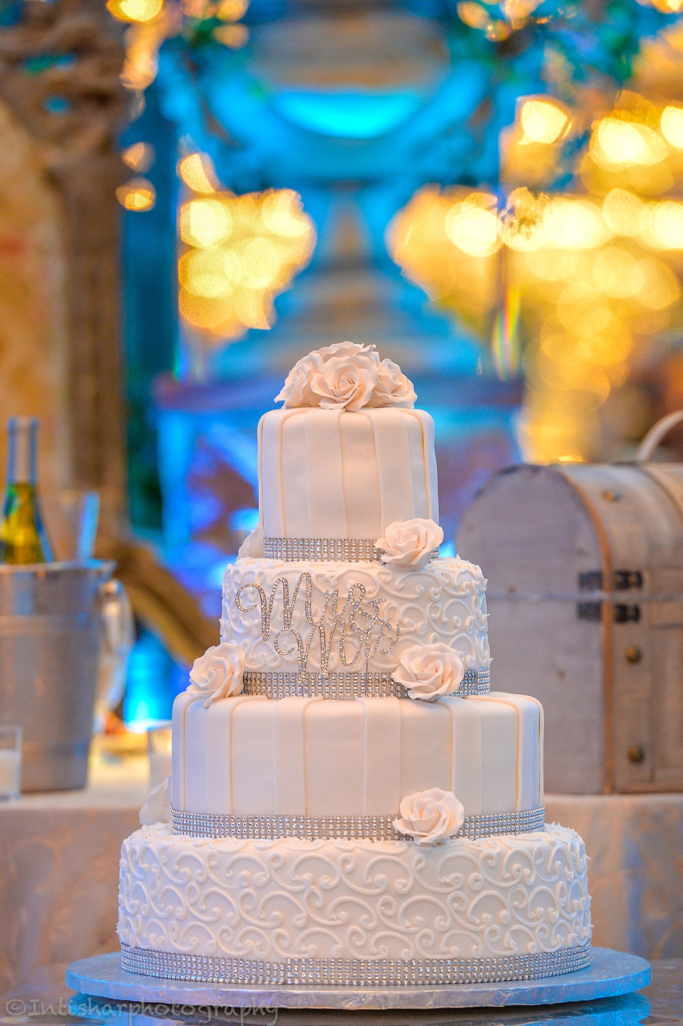 Nikon Df sample photo. Wedding cake photography