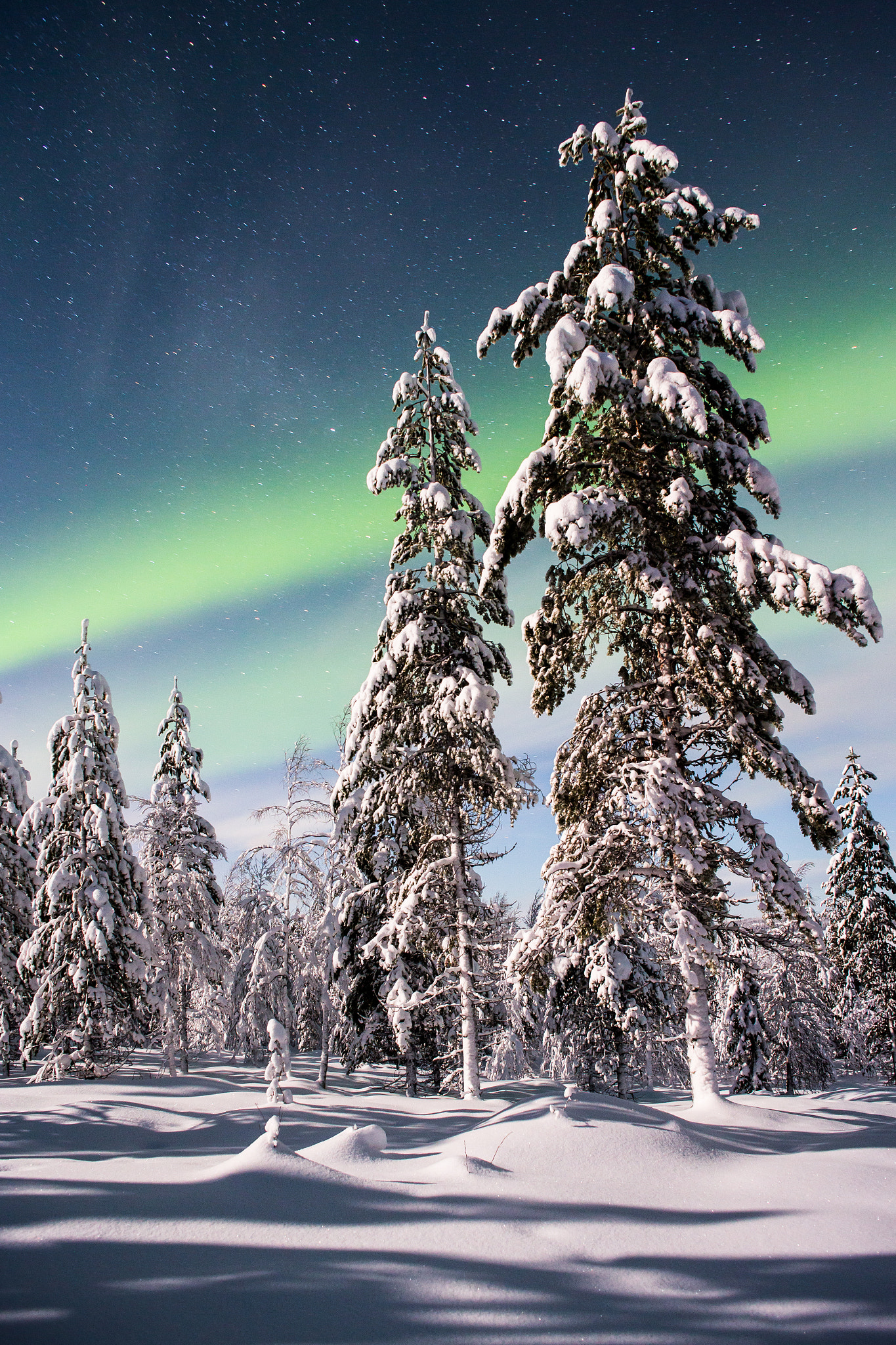 Canon EOS 6D + Canon EF 24mm F2.8 sample photo. Lapland photography