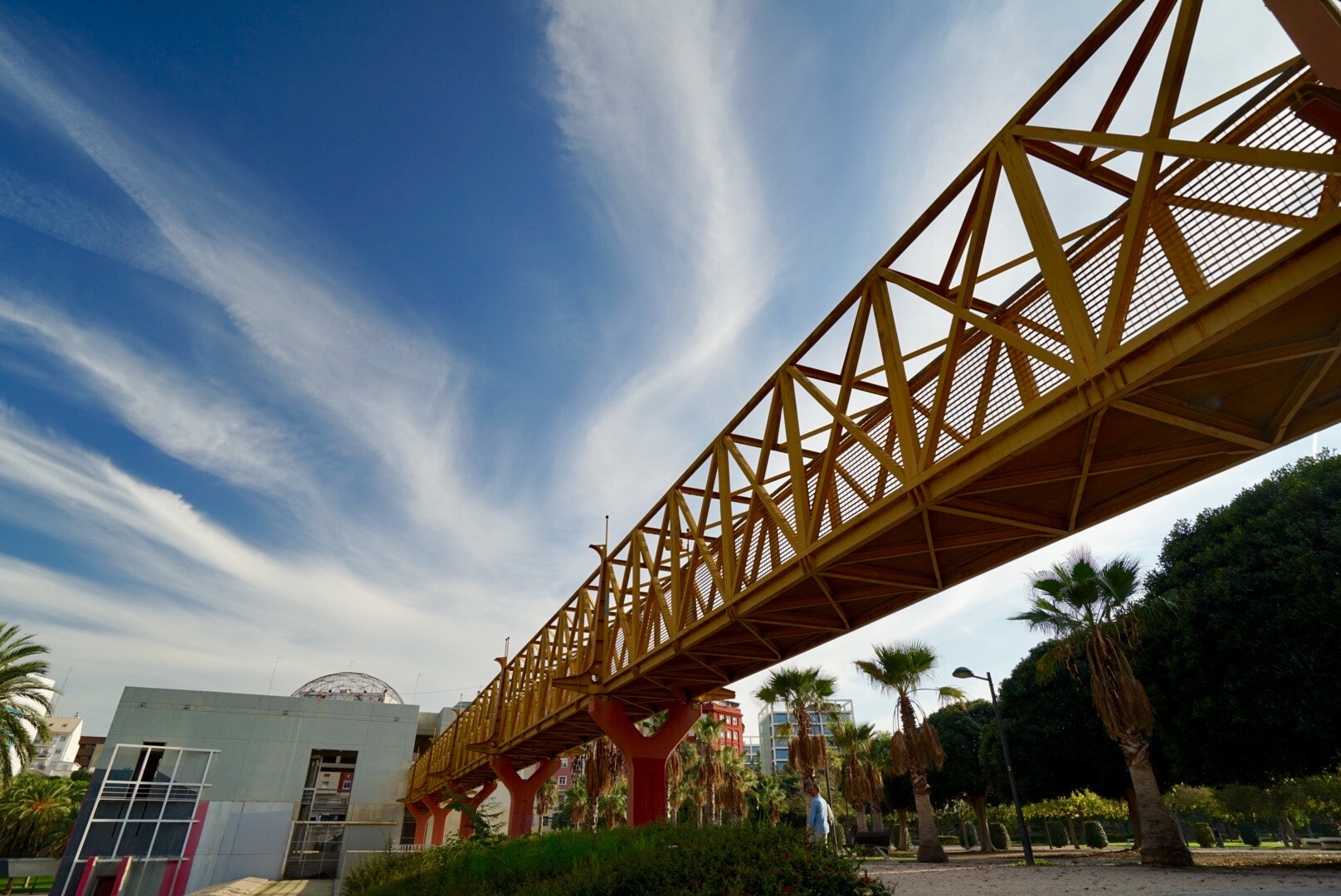 Sony a7 II sample photo. Yellow bridge in turia's park photography