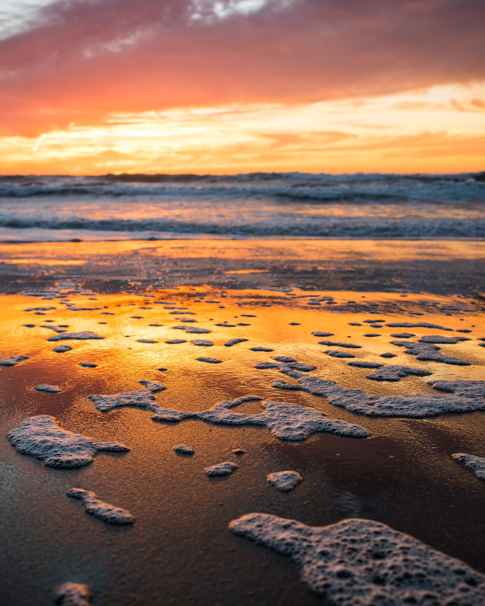 Nikon D810 + Nikon AF-S Nikkor 35mm F1.4G sample photo. Pacific bubbly photography
