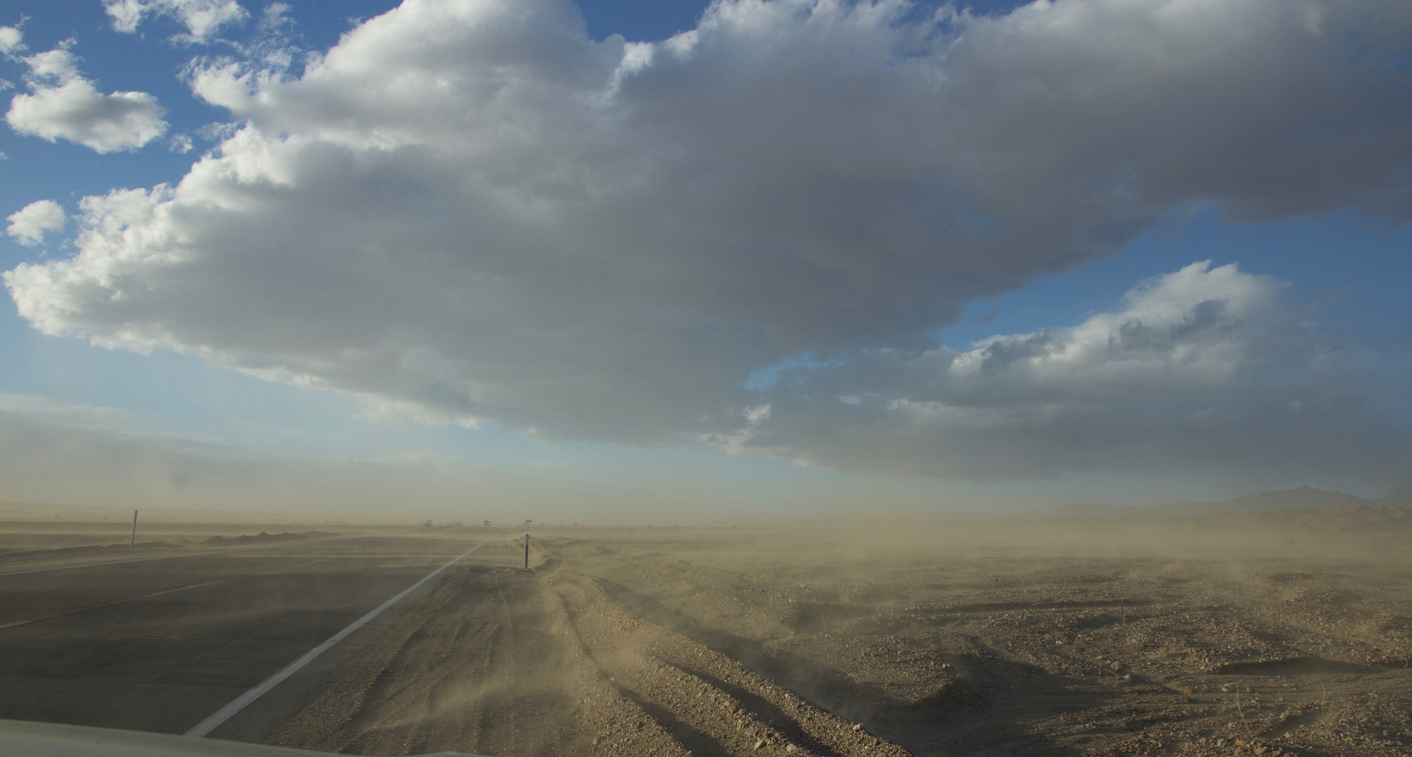 Canon EF 28-300mm F3.5-5.6L IS USM sample photo. Sandstorm photography