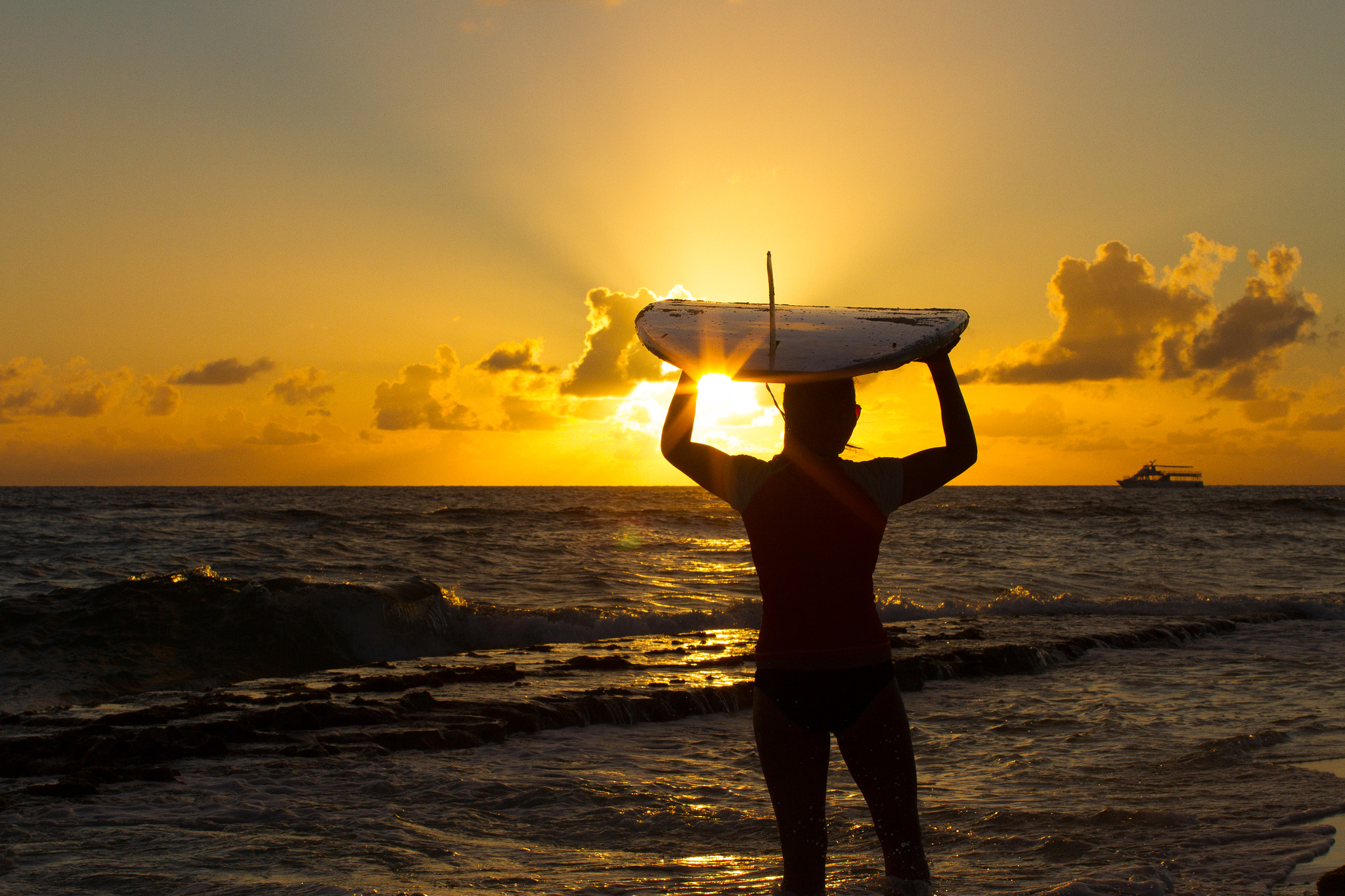 Canon EOS 7D + Canon EF 50mm F1.2L USM sample photo. Sunset sup photography