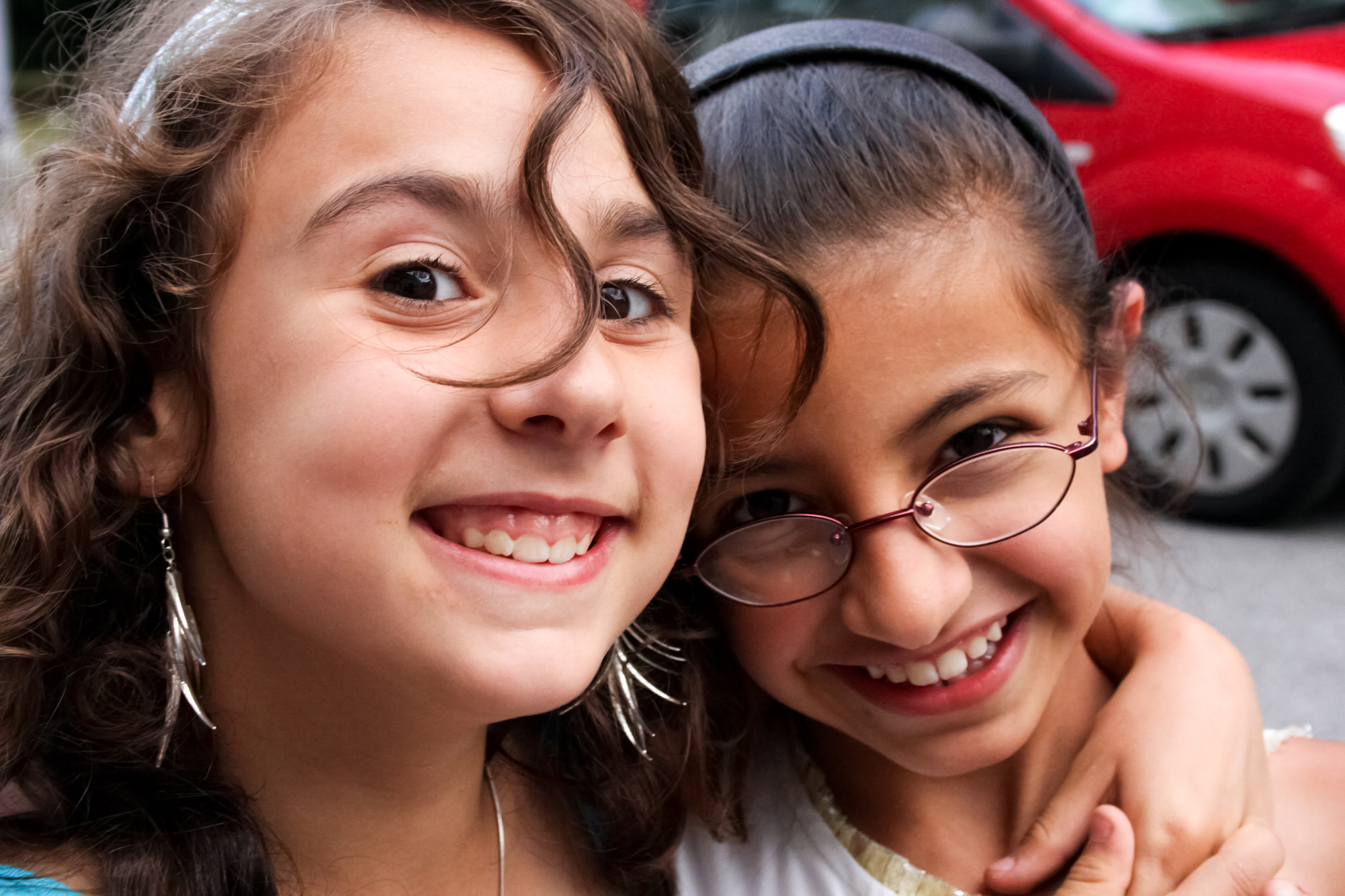 Canon EF-S 18-55mm f/3.5-5.6 USM sample photo. Smile doesn't need translation. muslim and jewish photography
