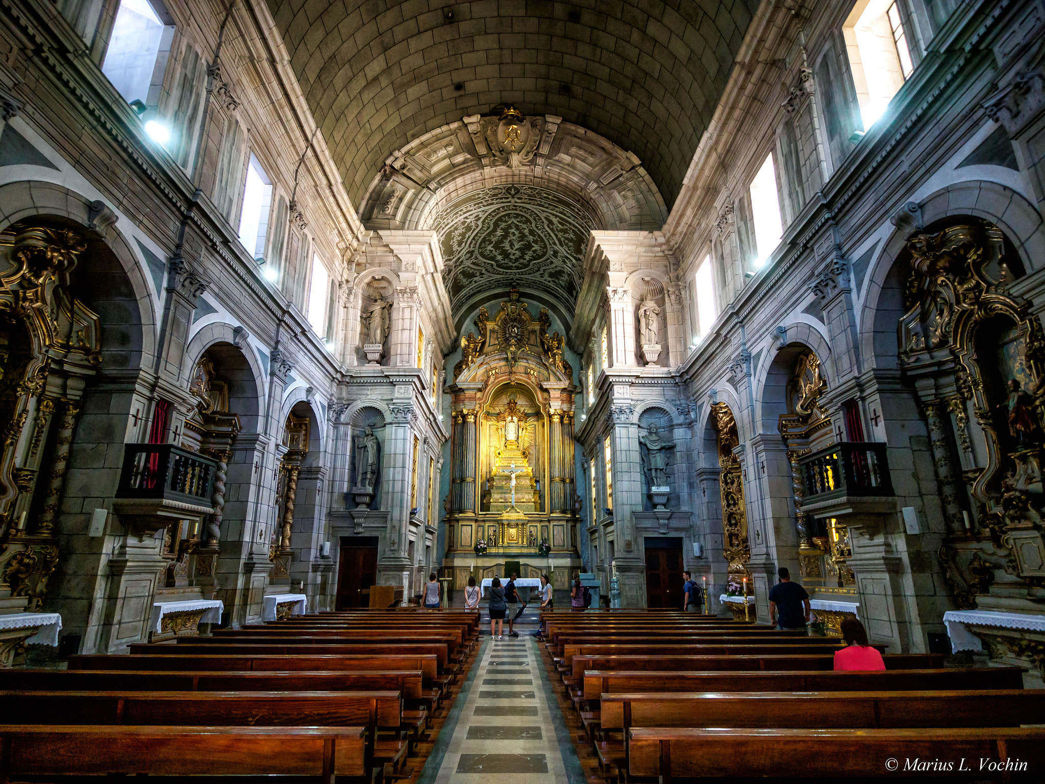 Olympus OM-D E-M10 II sample photo. Braga - church photography