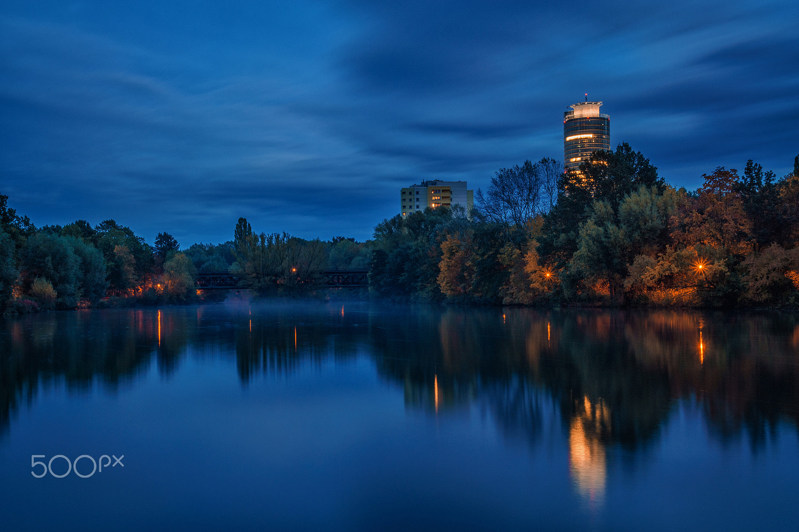 Sony ILCA-77M2 sample photo. Autumn is coming to town - 2 photography