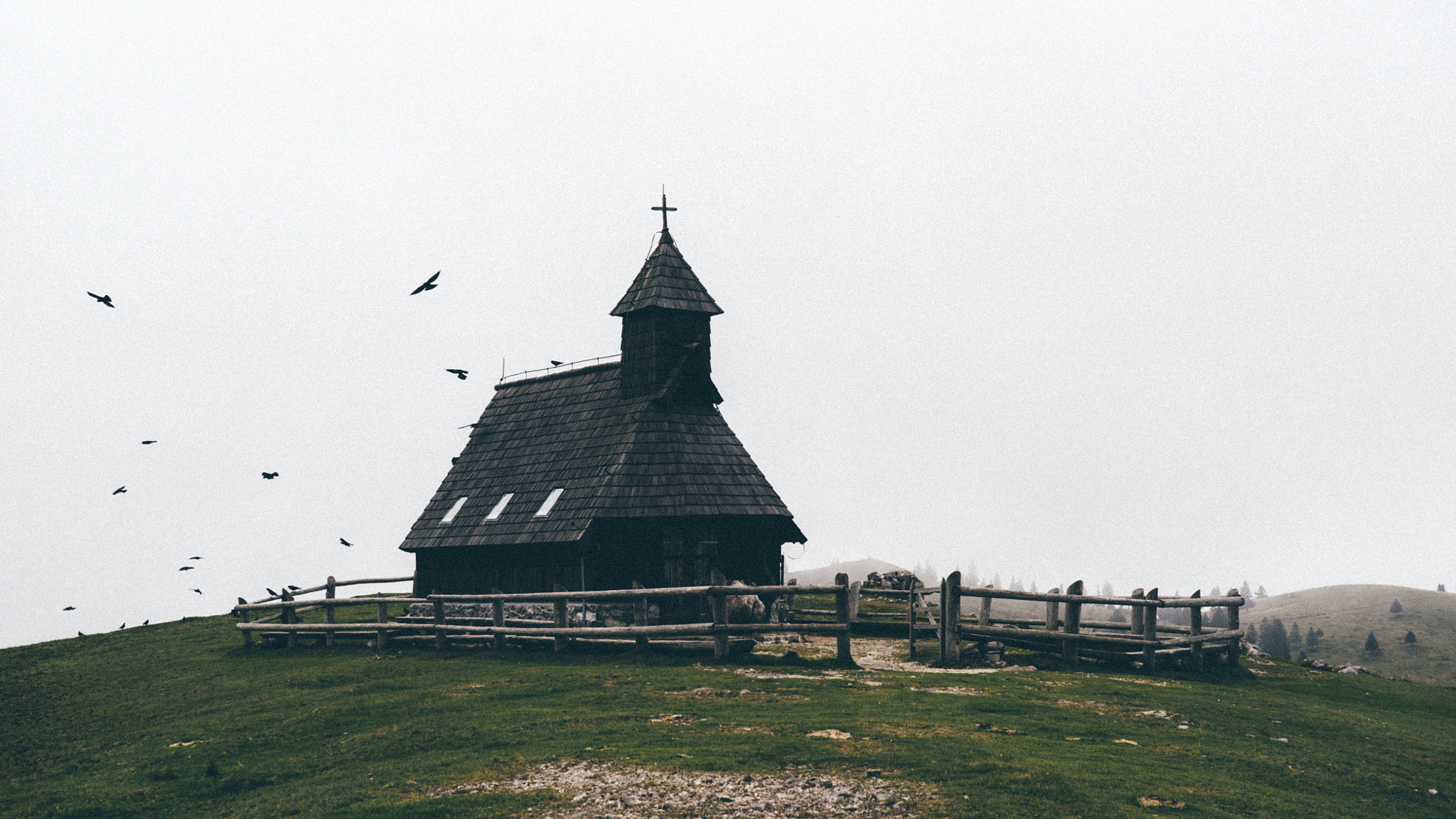 Sony a7S + Sony FE 28-70mm F3.5-5.6 OSS sample photo. Chapel of mary of the snows (kapela marije snežne) photography