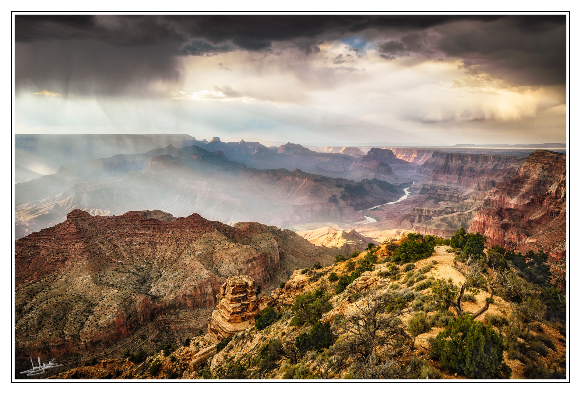 Sigma 8-16mm F4.5-5.6 DC HSM sample photo. Calm before the storm photography